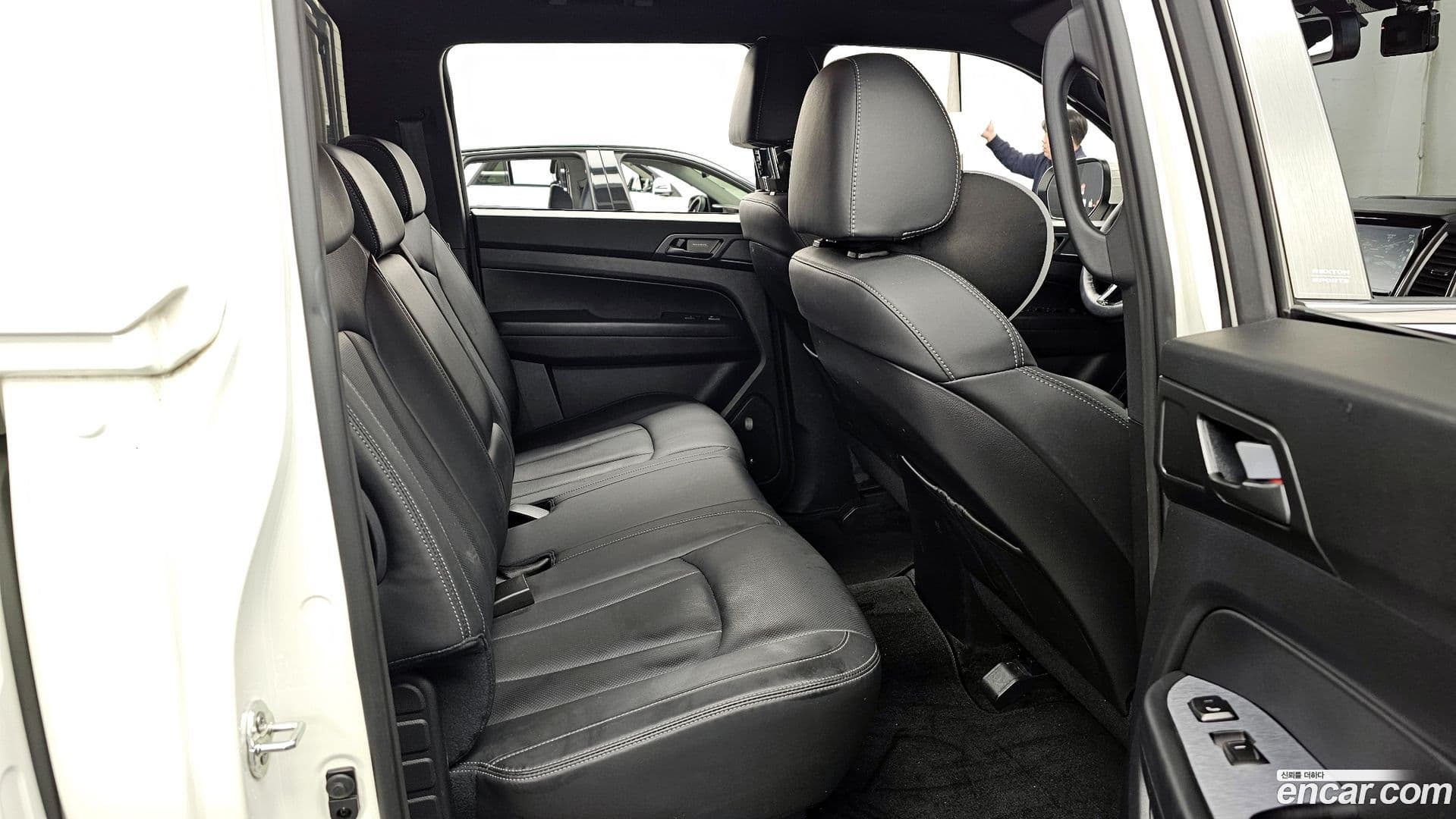 Main__Slider__Photo:Rexton KG_Mobility_Ssangyong 2022.9-11