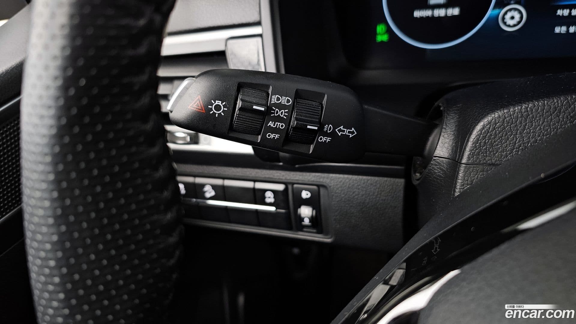 Main__Slider__Photo:Rexton KG_Mobility_Ssangyong 2022.9-13