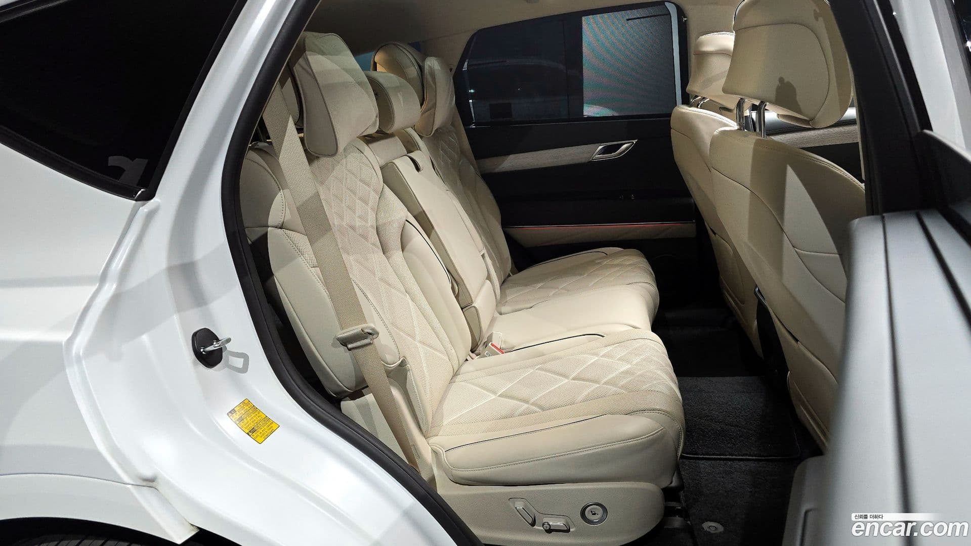 Main__Slider__Photo:GV80 Genesis 2024.0-11