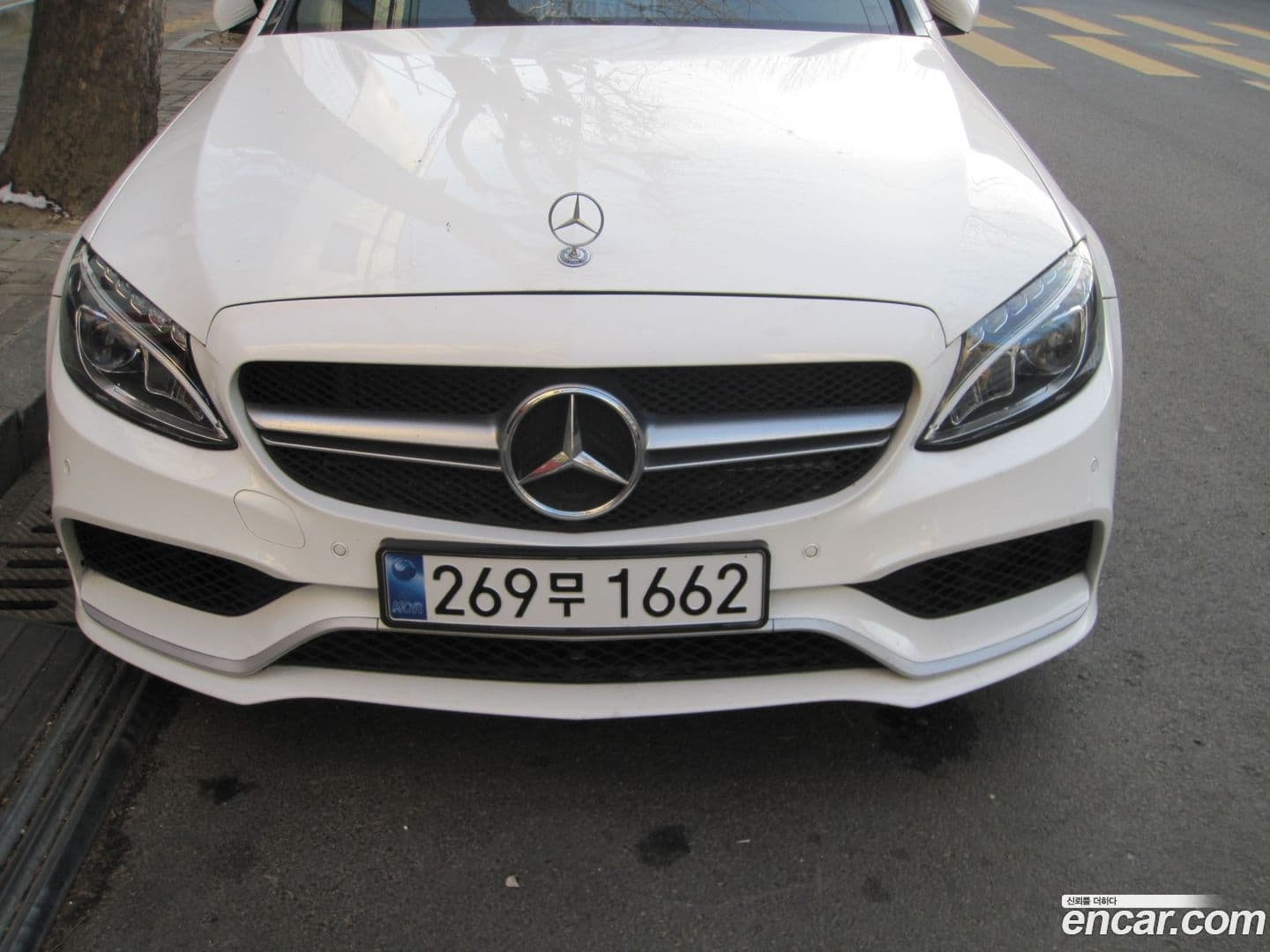 Main__Slider__Photo:C-Class Mercedes-Benz 2018.2-3