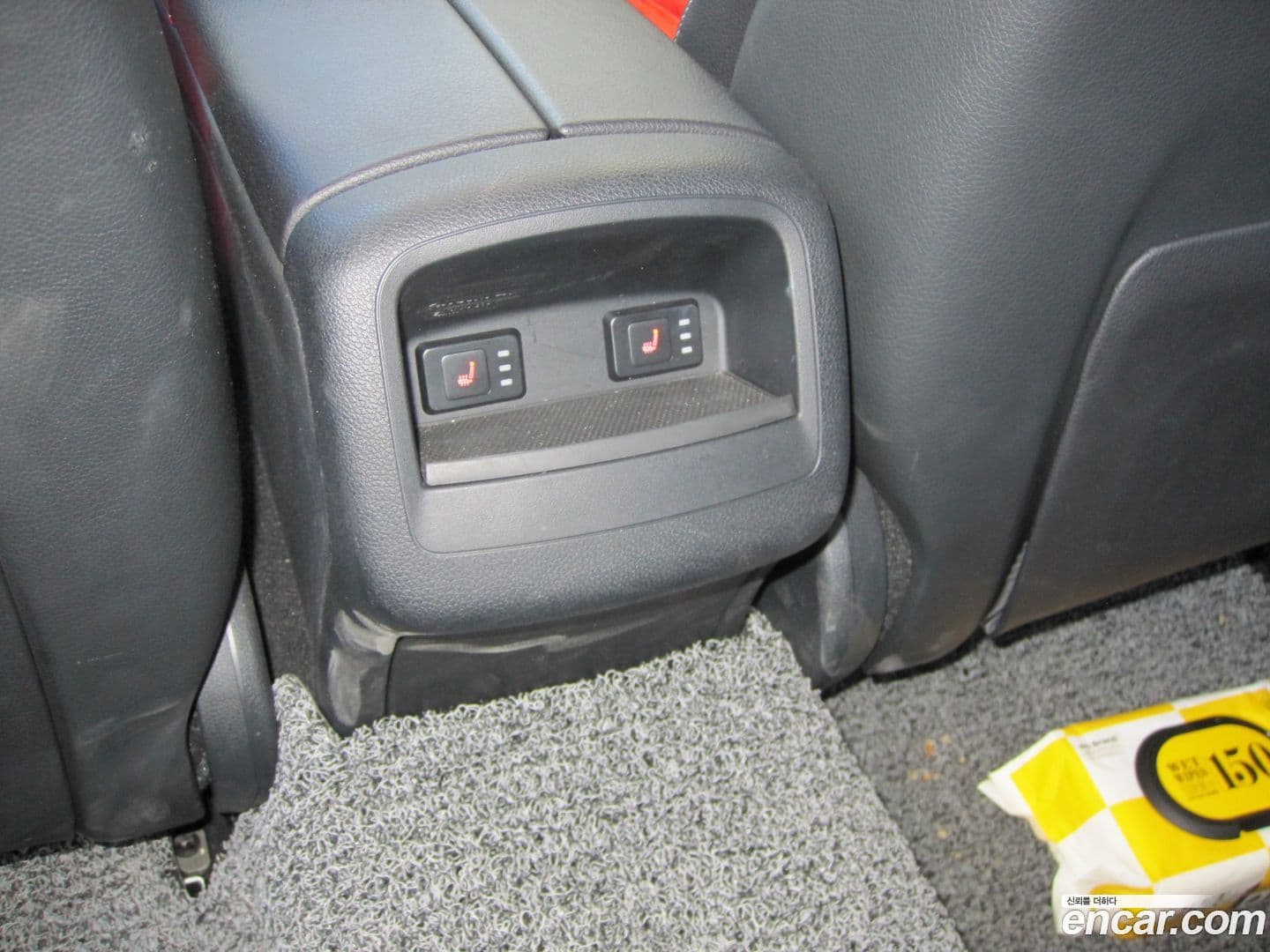 Main__Slider__Photo:C-Class Mercedes-Benz 2018.2-13