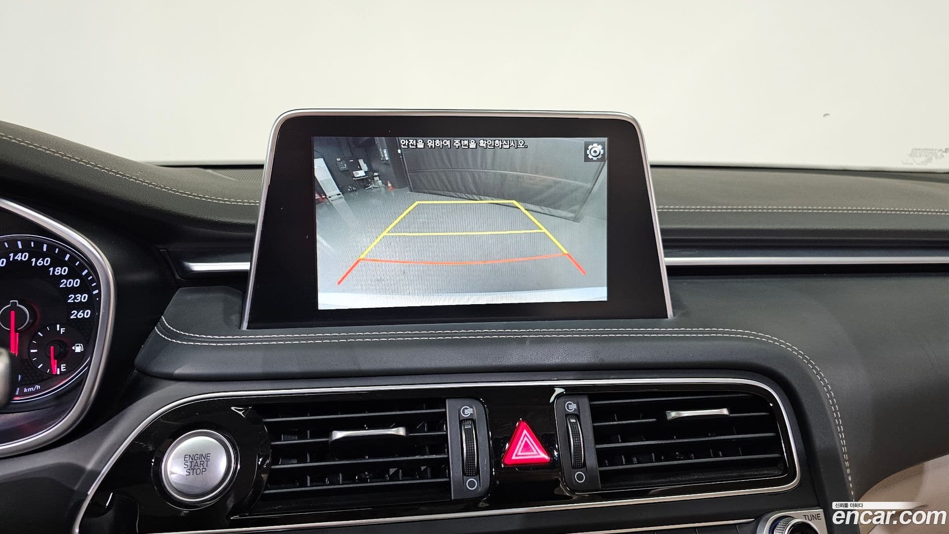 Main__Slider__Photo:G70 Genesis 2018.11-14