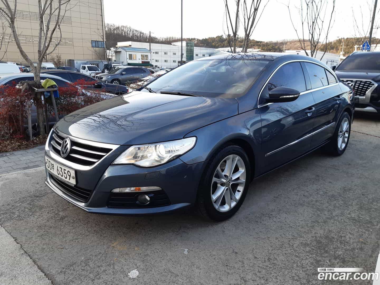 CC Volkswagen 2011.4-OUTER-001