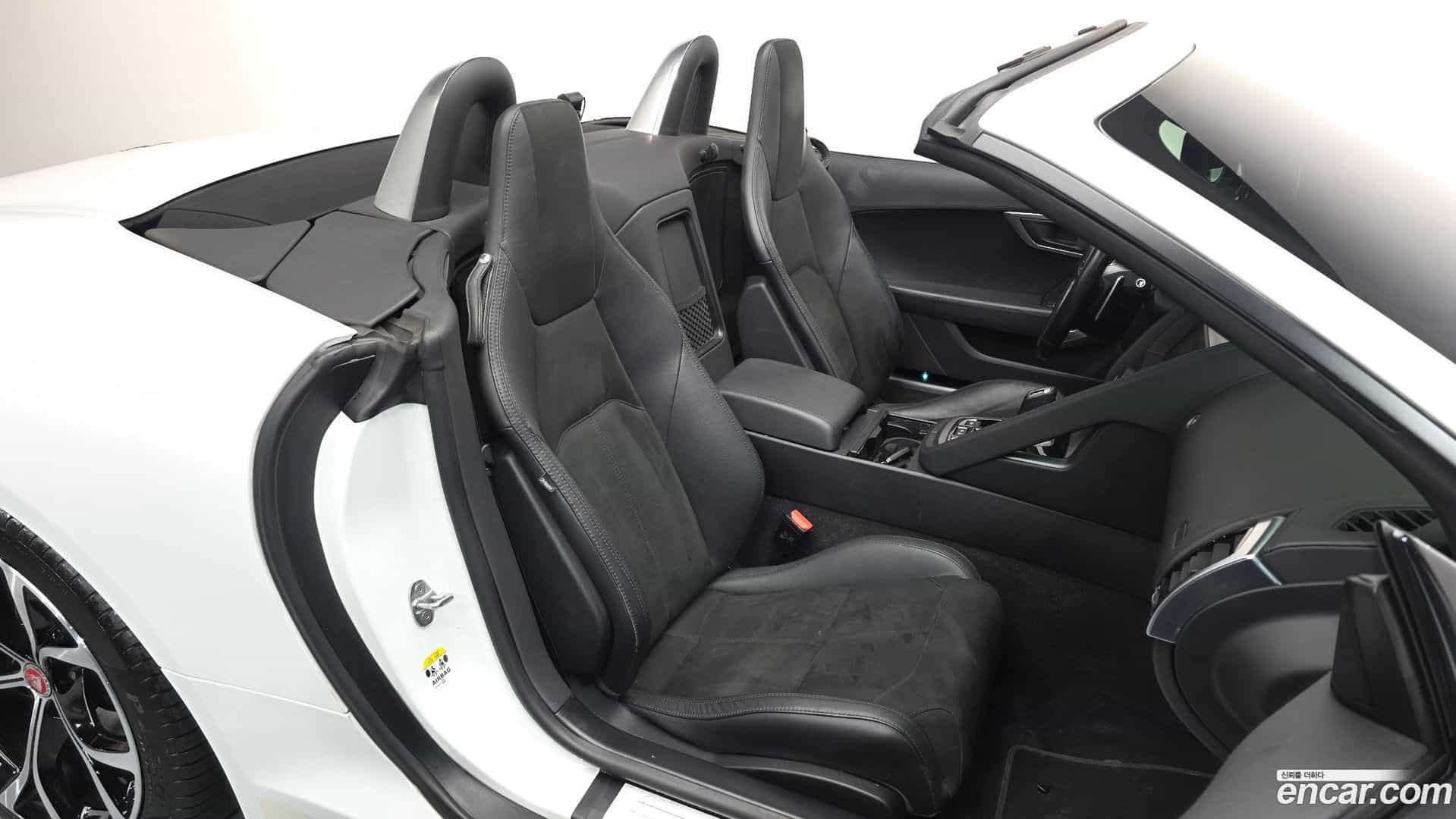 F-TYPE Jaguar 2021.3-INNER-010