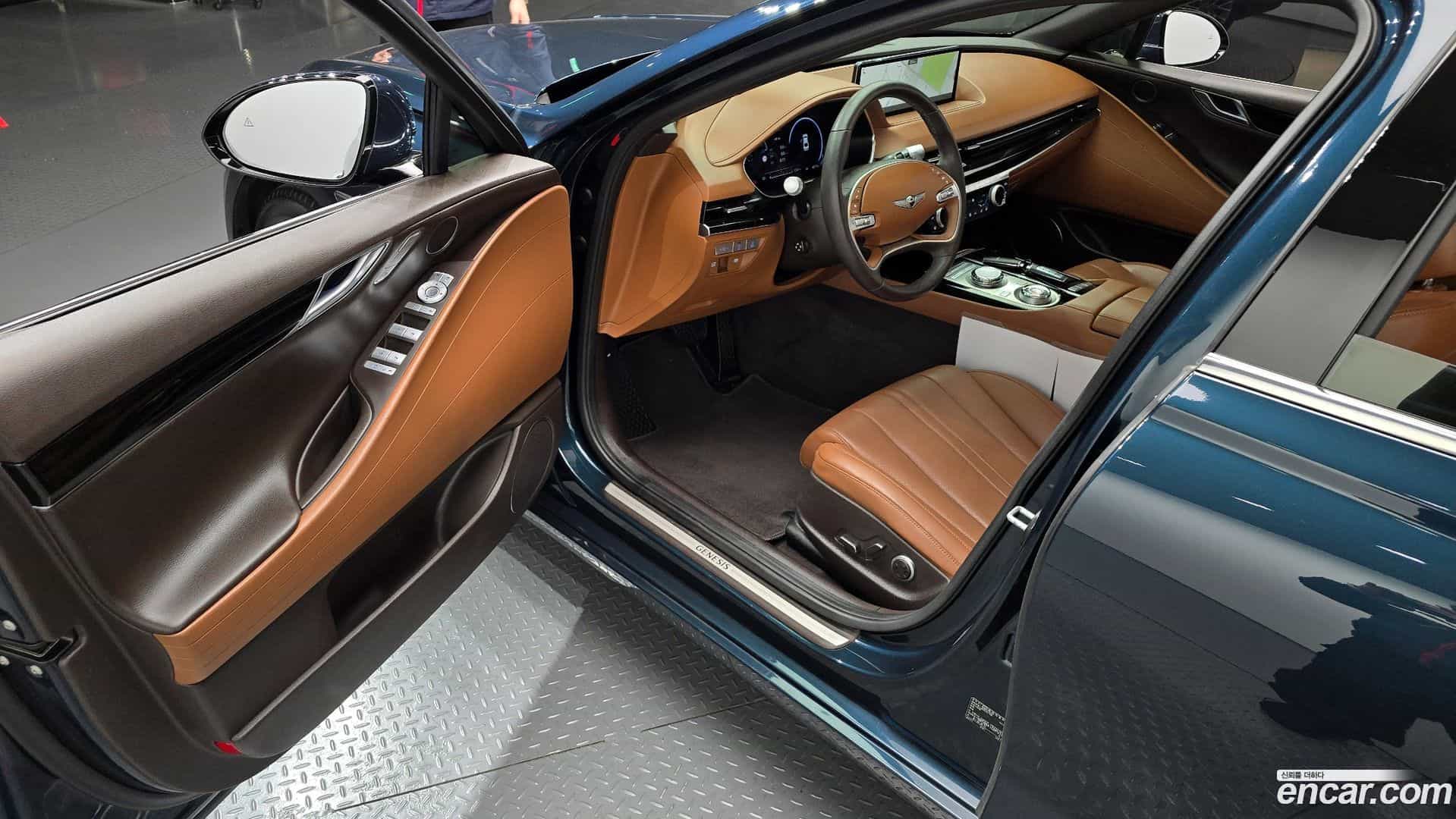 G80 Genesis 2023.3-INNER-010