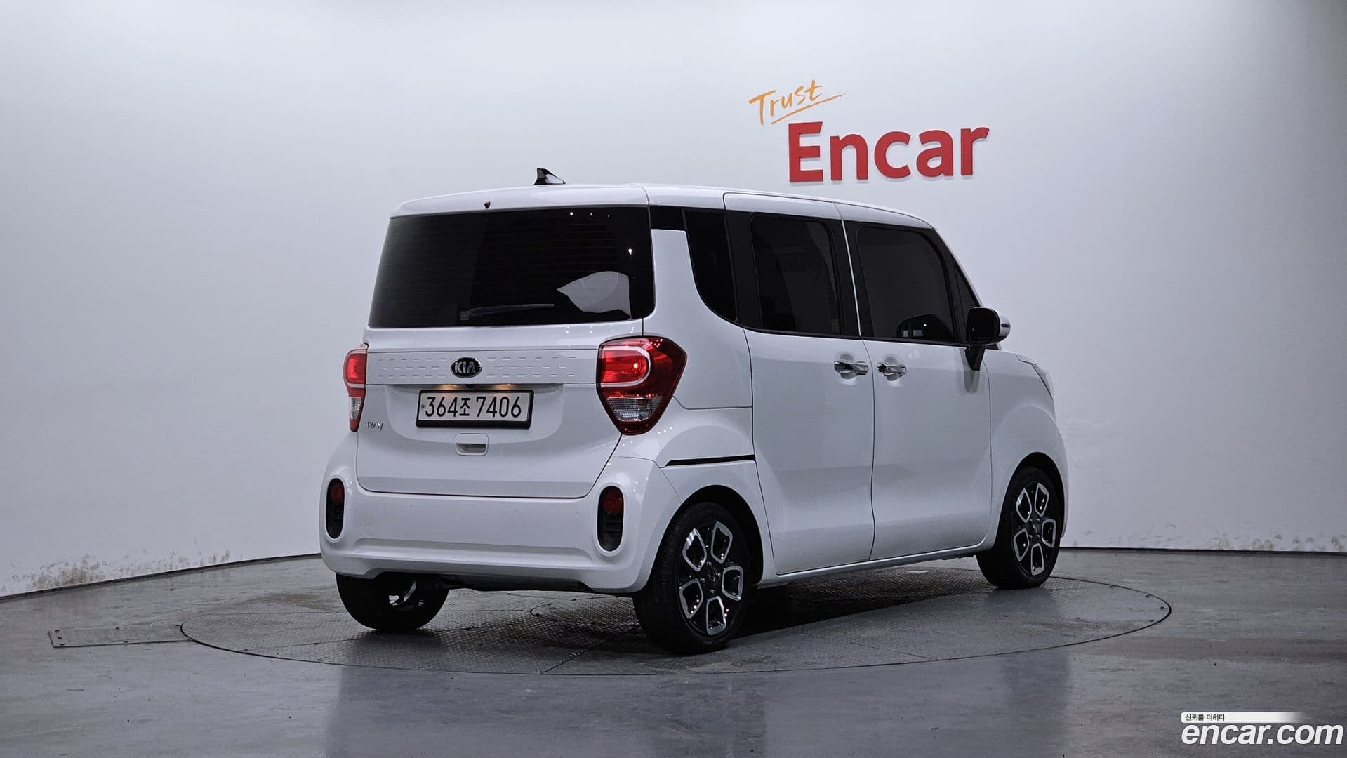 Main__Slider__Photo:RAY Kia 2021.4-1