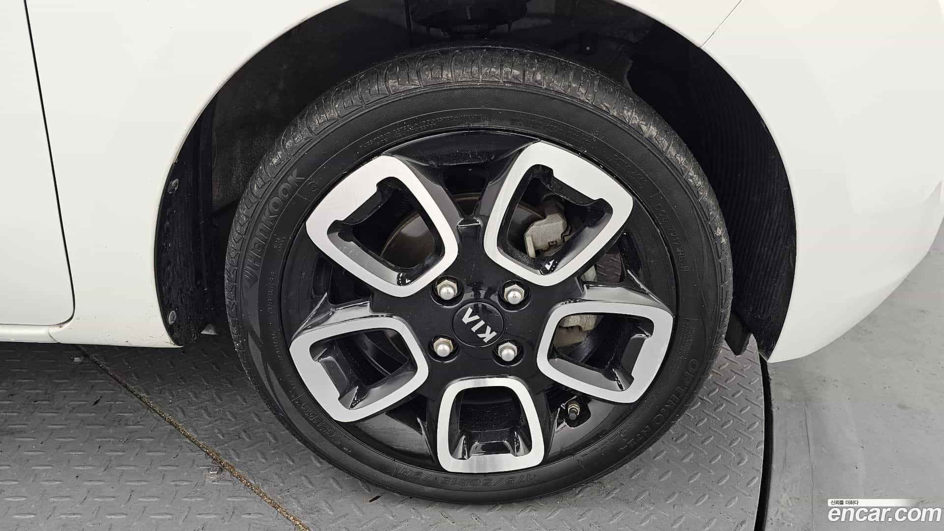 RAY Kia 2021.4-OUTER-005