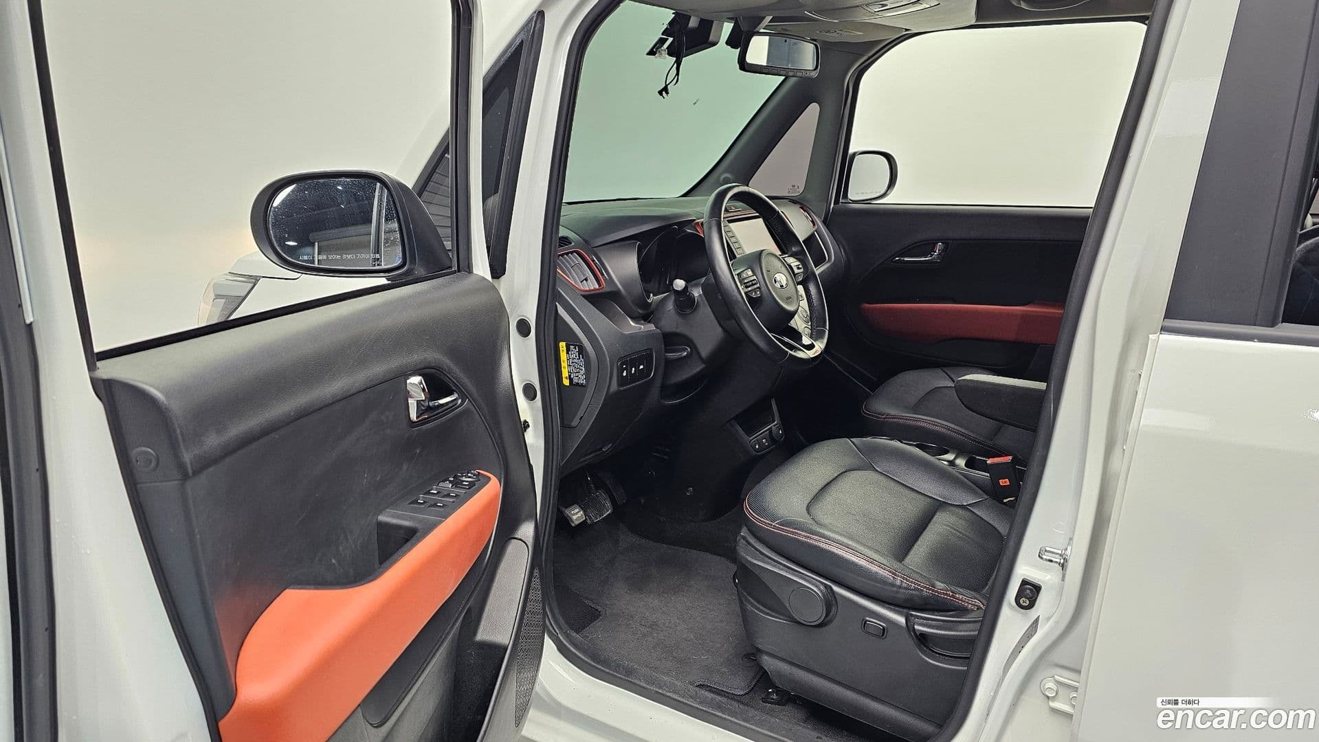 Main__Slider__Photo:RAY Kia 2021.4-9