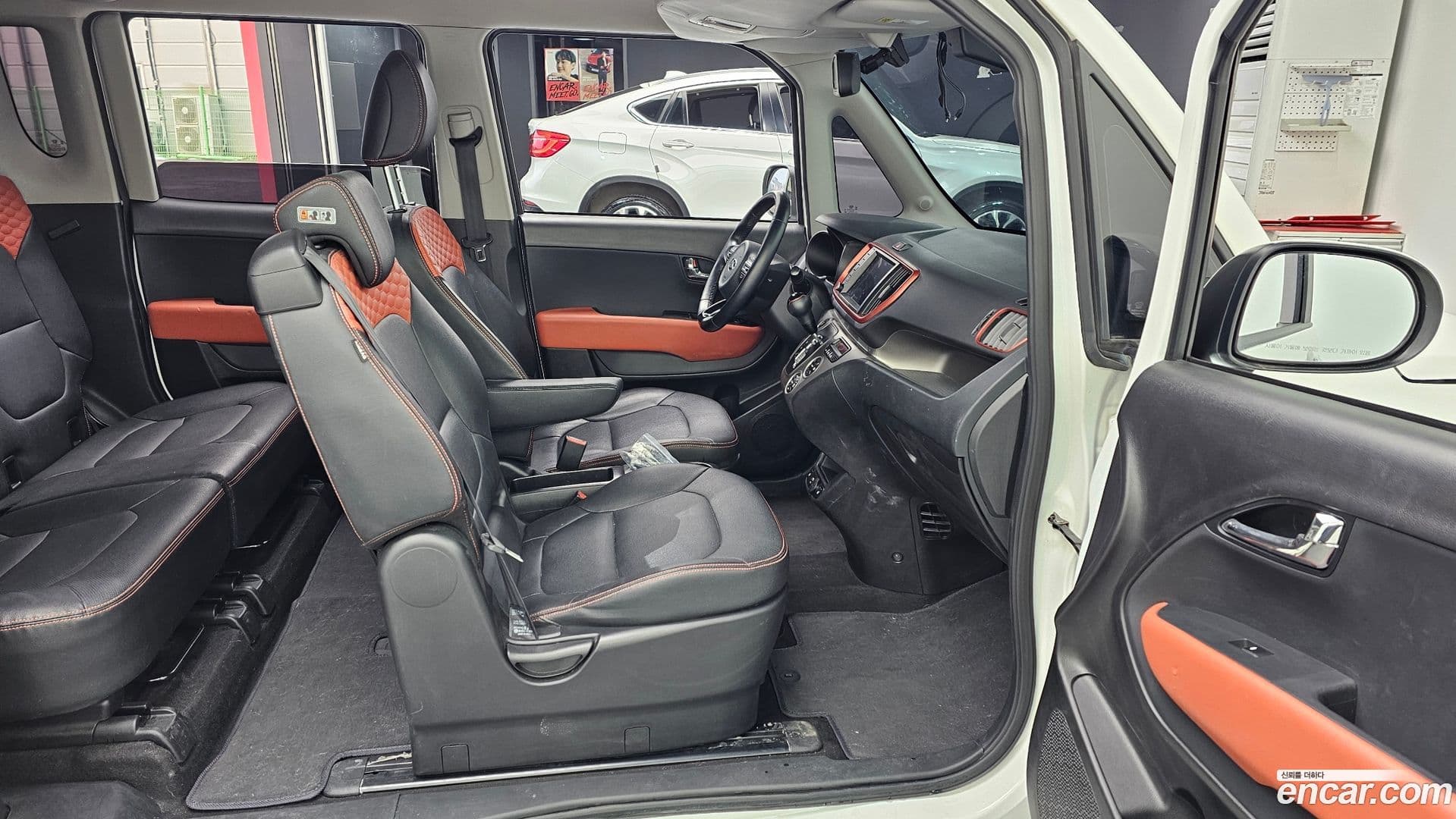 Main__Slider__Photo:RAY Kia 2021.4-10