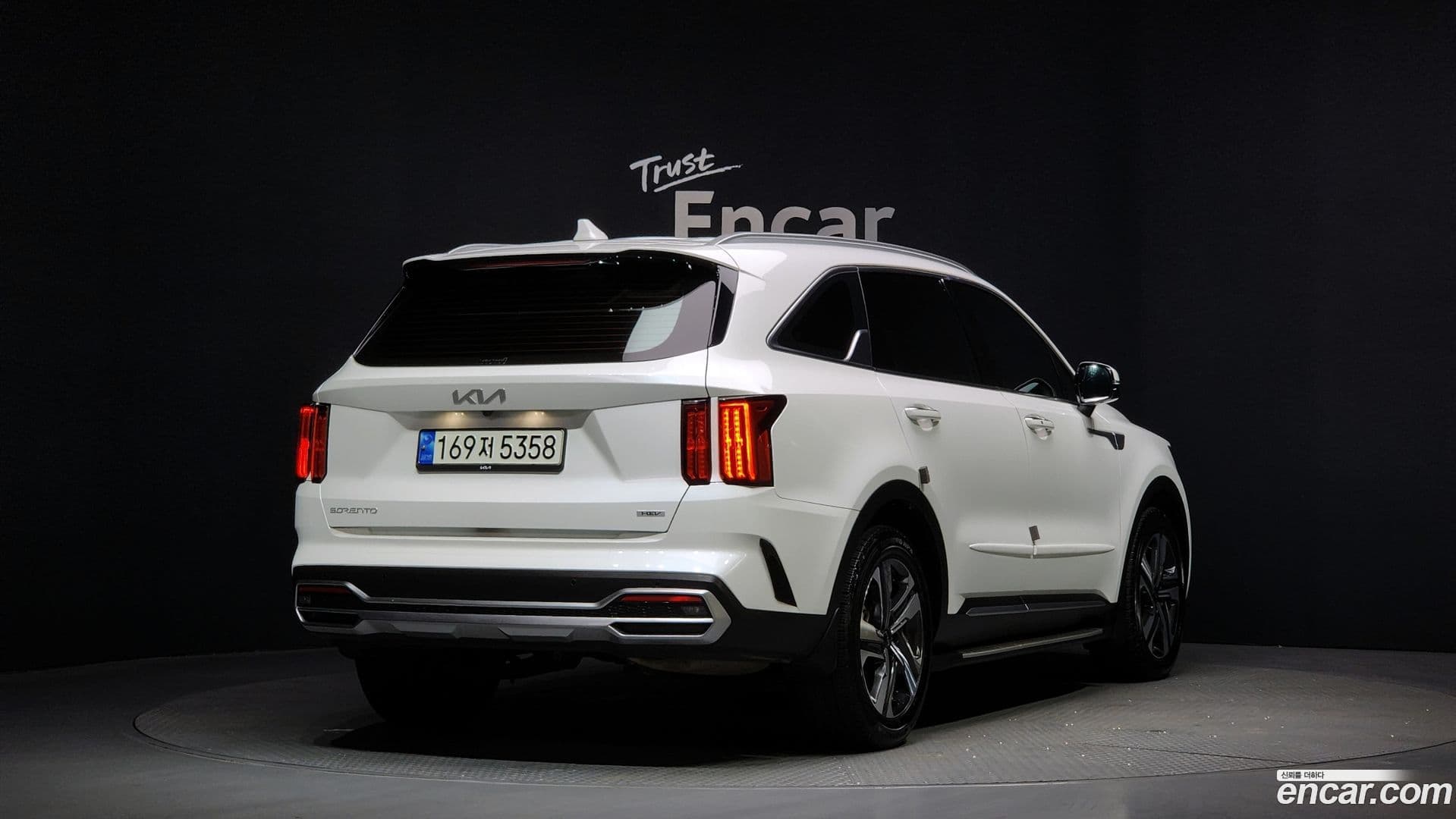 Main__Slider__Photo:Sorento Kia 2022.7-1