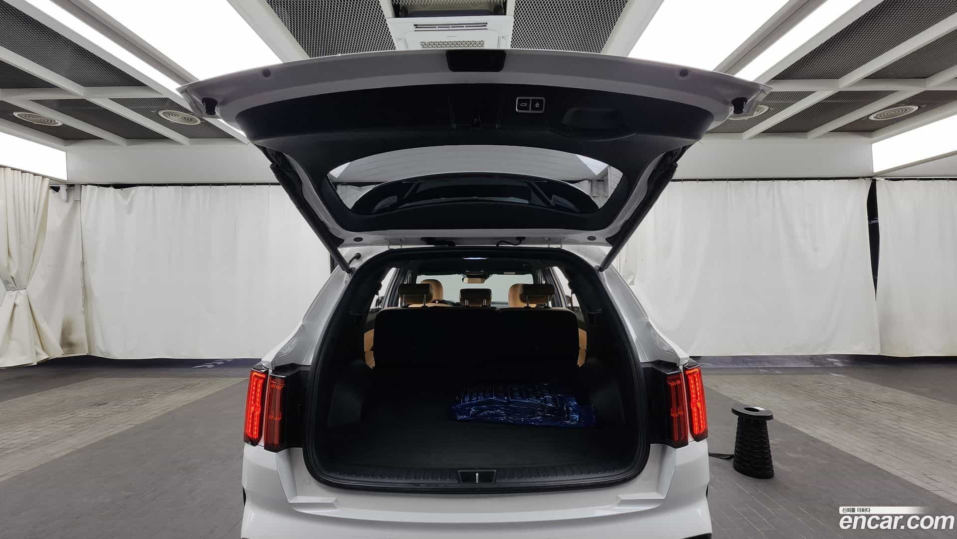 Sorento Kia 2022.7-OPTION-024