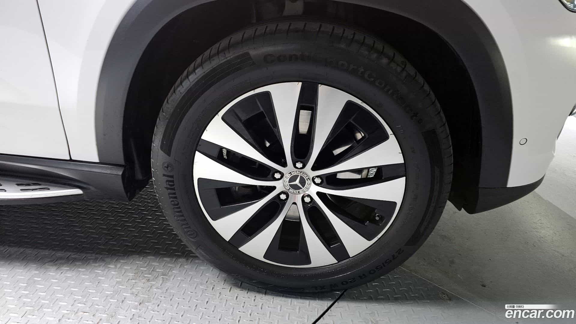 GLE-Class Mercedes-Benz 2023.7-OUTER-005