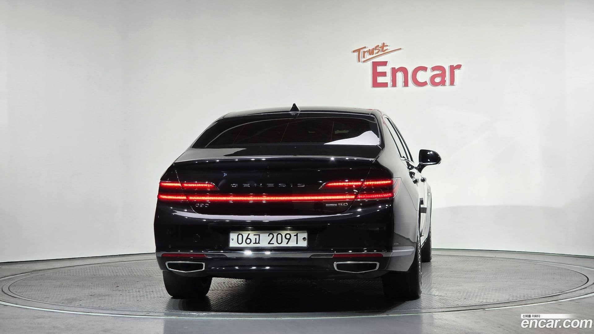 Main__Slider__Photo:G90 Genesis 2019.4-3