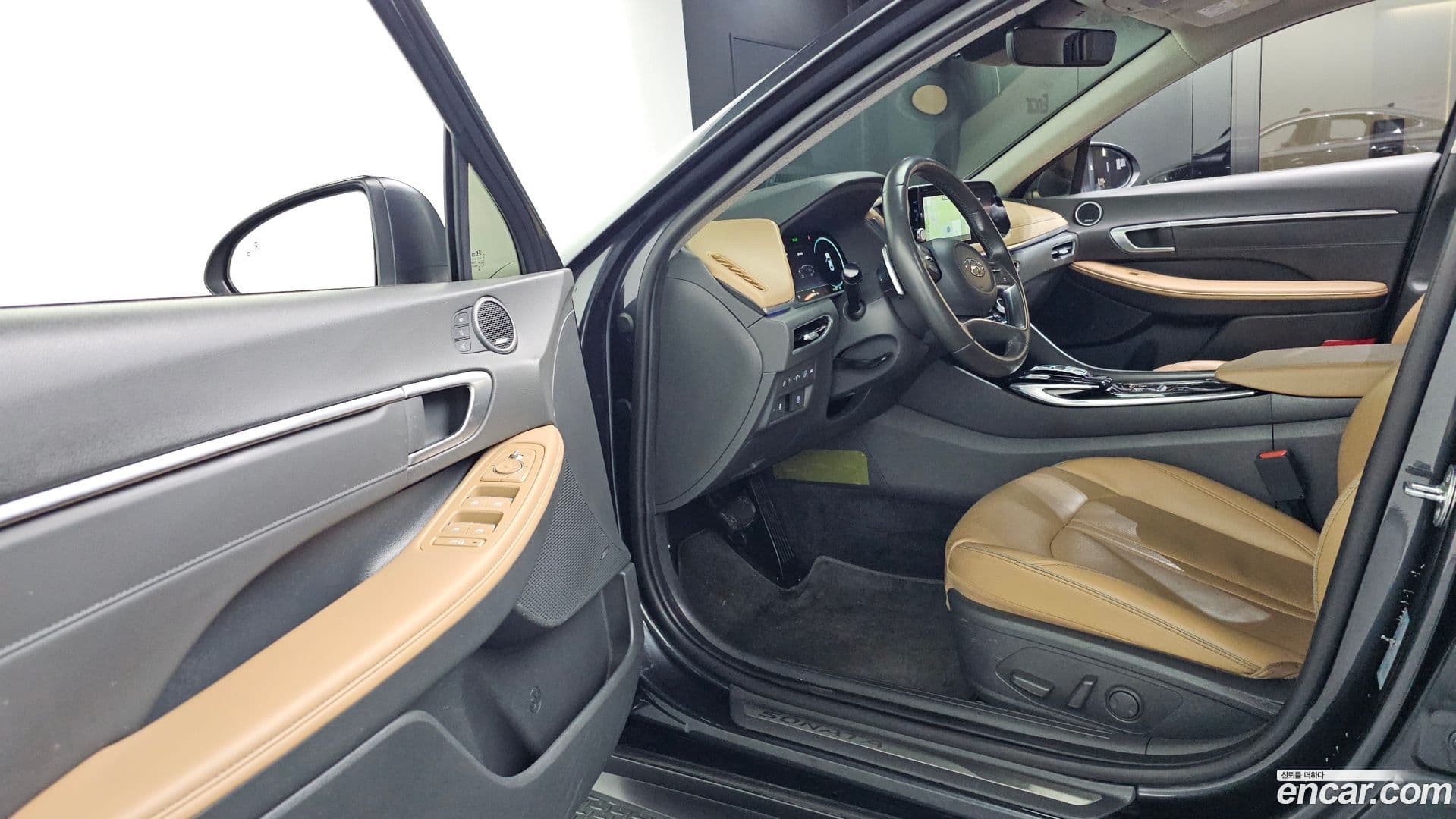 Main__Slider__Photo:Sonata Hyundai 2021.10-9