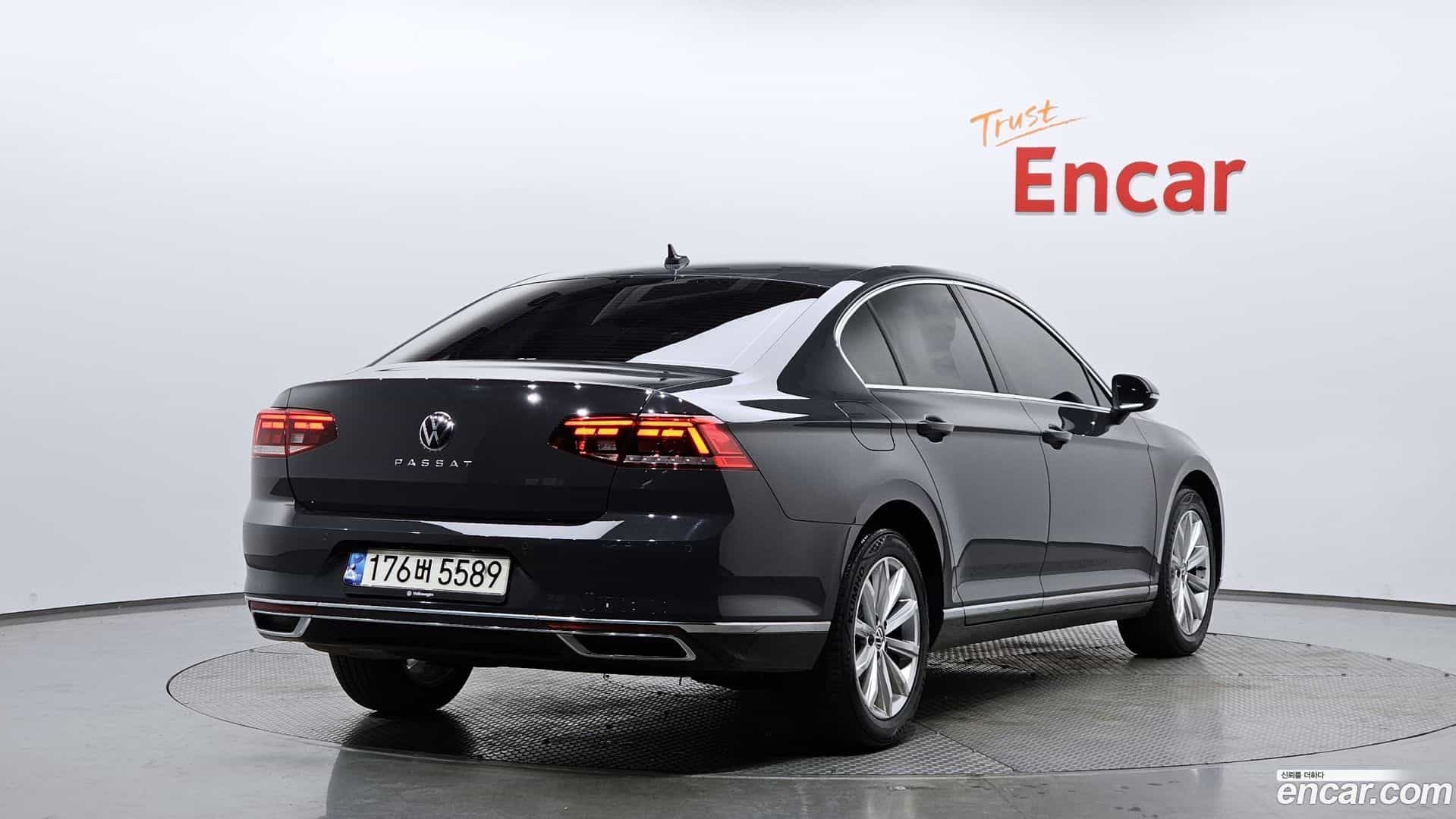 Passat Volkswagen 2021.1-OUTER-002