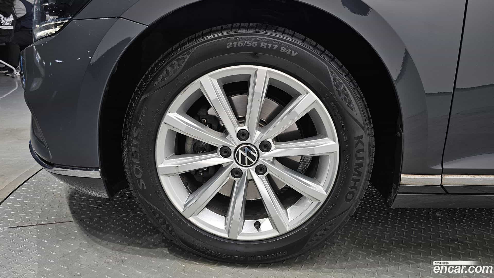 Passat Volkswagen 2021.1-OUTER-005