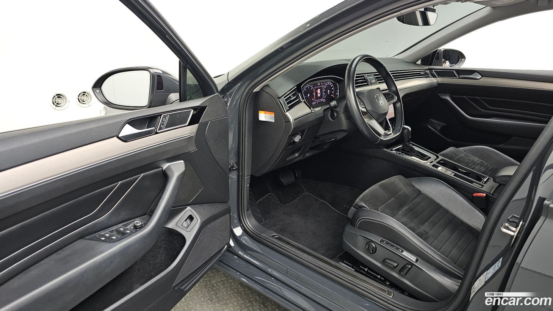 Main__Slider__Photo:Passat Volkswagen 2021.1-9