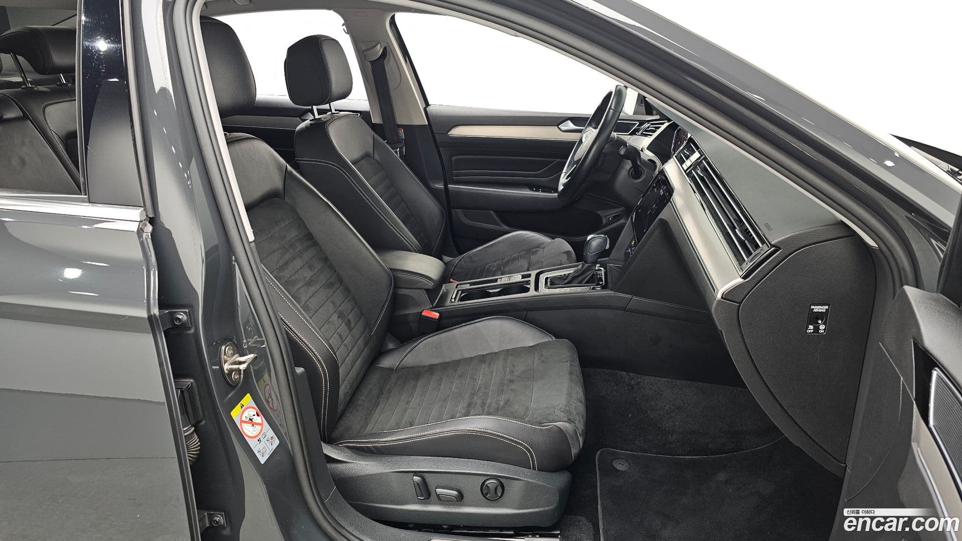 Main__Slider__Photo:Passat Volkswagen 2021.1-10