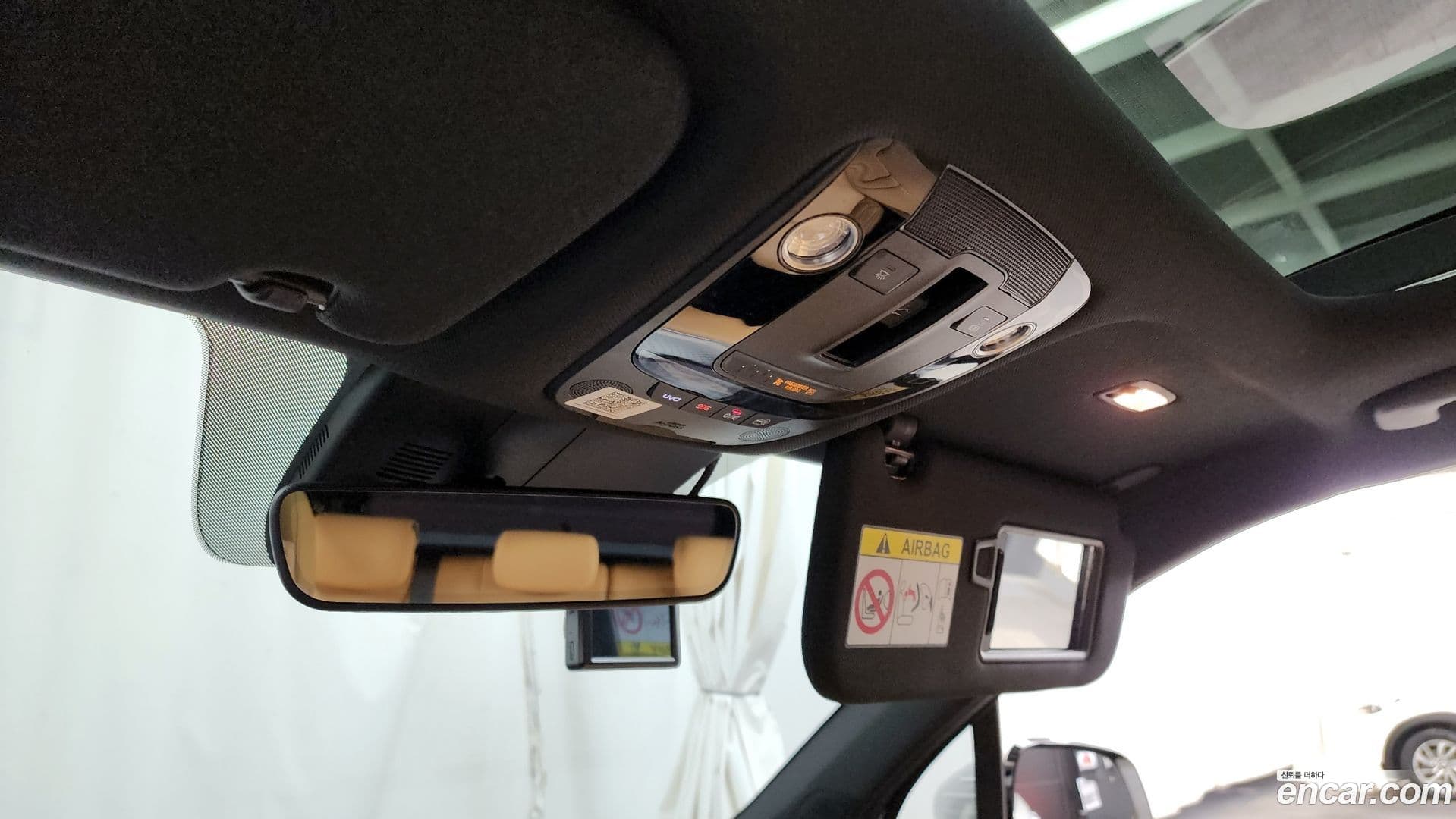 Main__Slider__Photo:Sorento Kia 2021.4-17