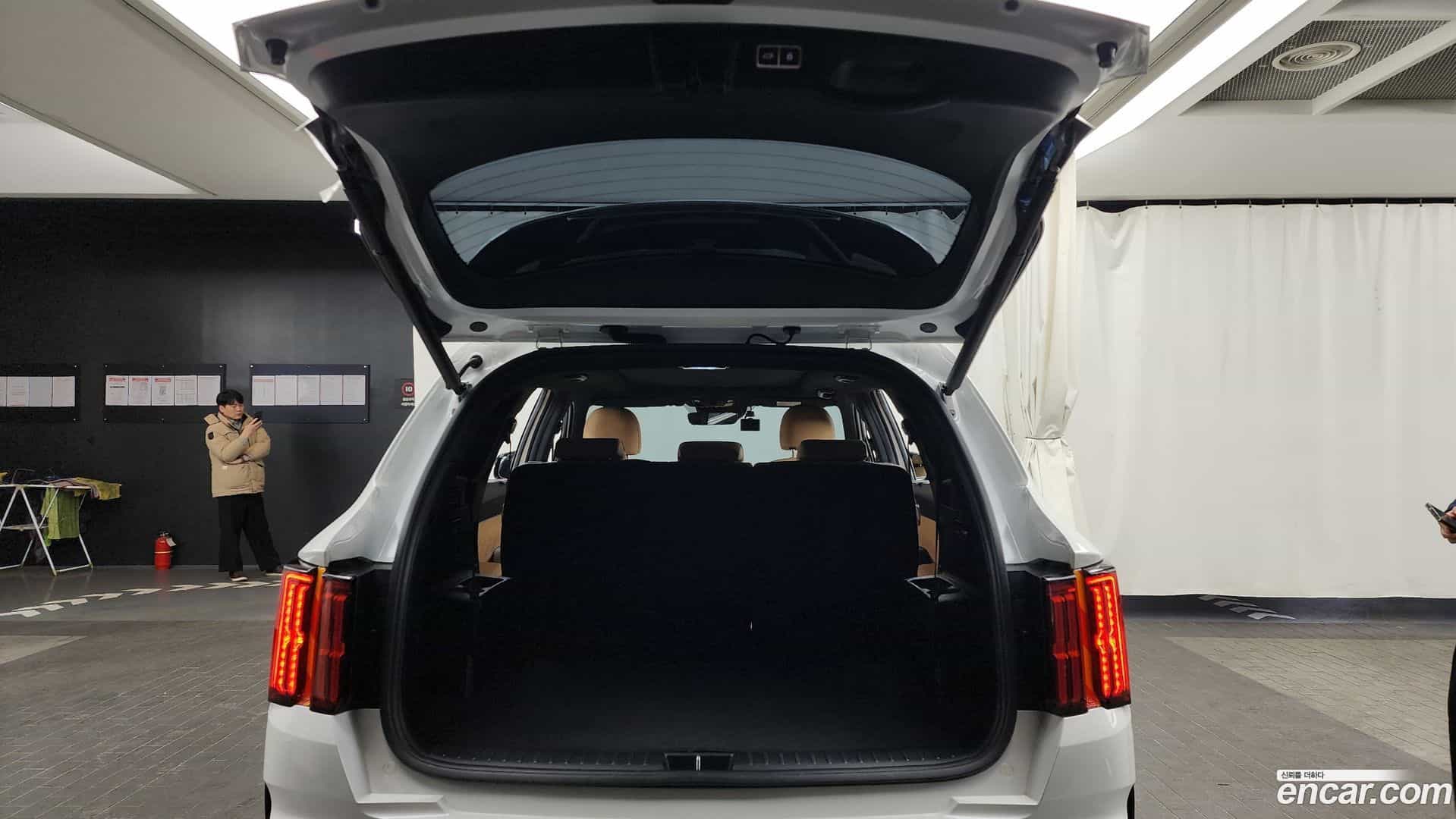 Sorento Kia 2021.4-OPTION-024