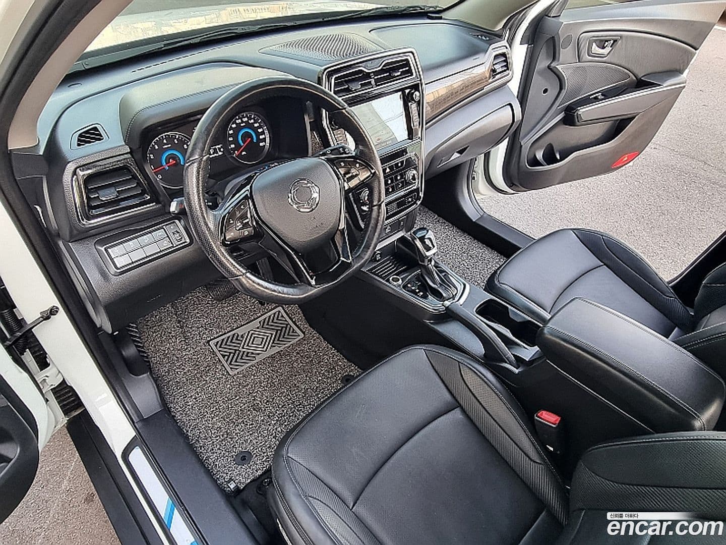 Main__Slider__Photo:TIBOLI KG_Mobility_Ssangyong 2019.8-6