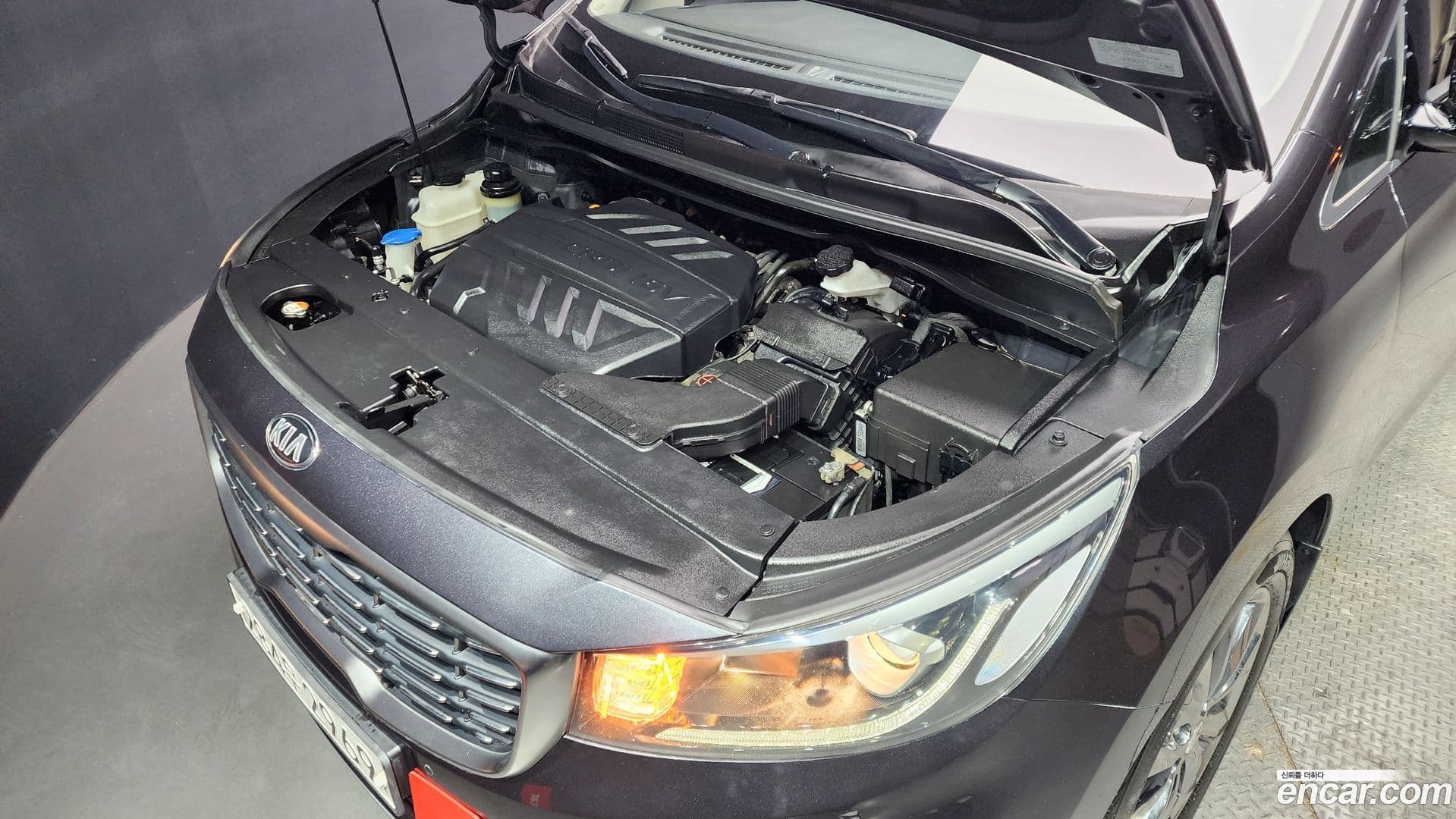 Main__Slider__Photo:Canival Kia 2018.4-5