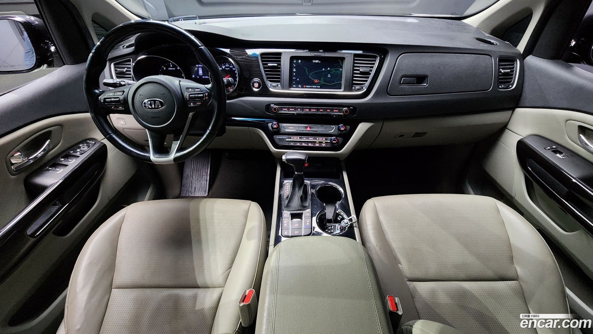 Main__Slider__Photo:Canival Kia 2018.4-6