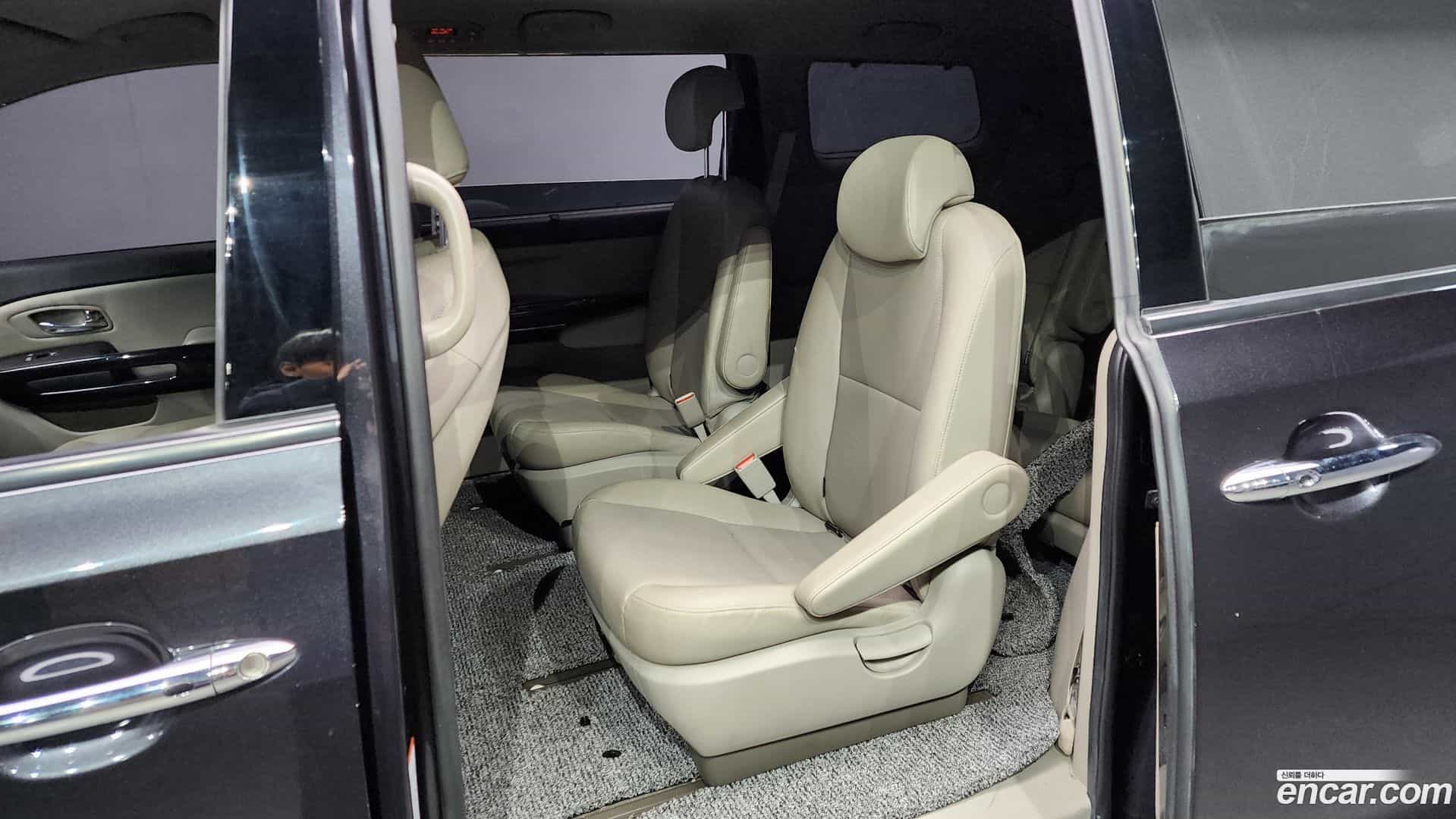 Canival Kia 2018.4-OPTION-016