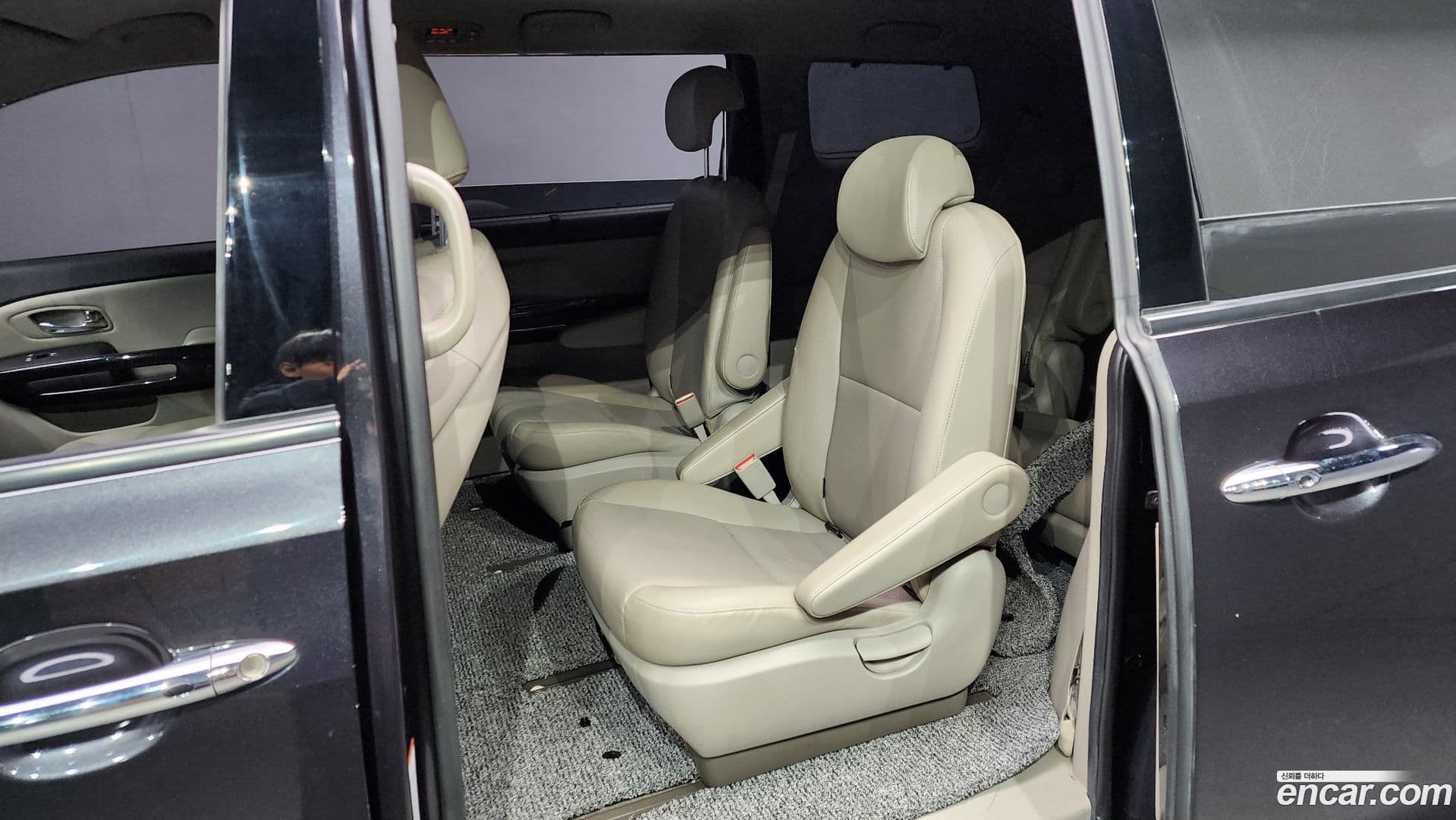 Main__Slider__Photo:Canival Kia 2018.4-11