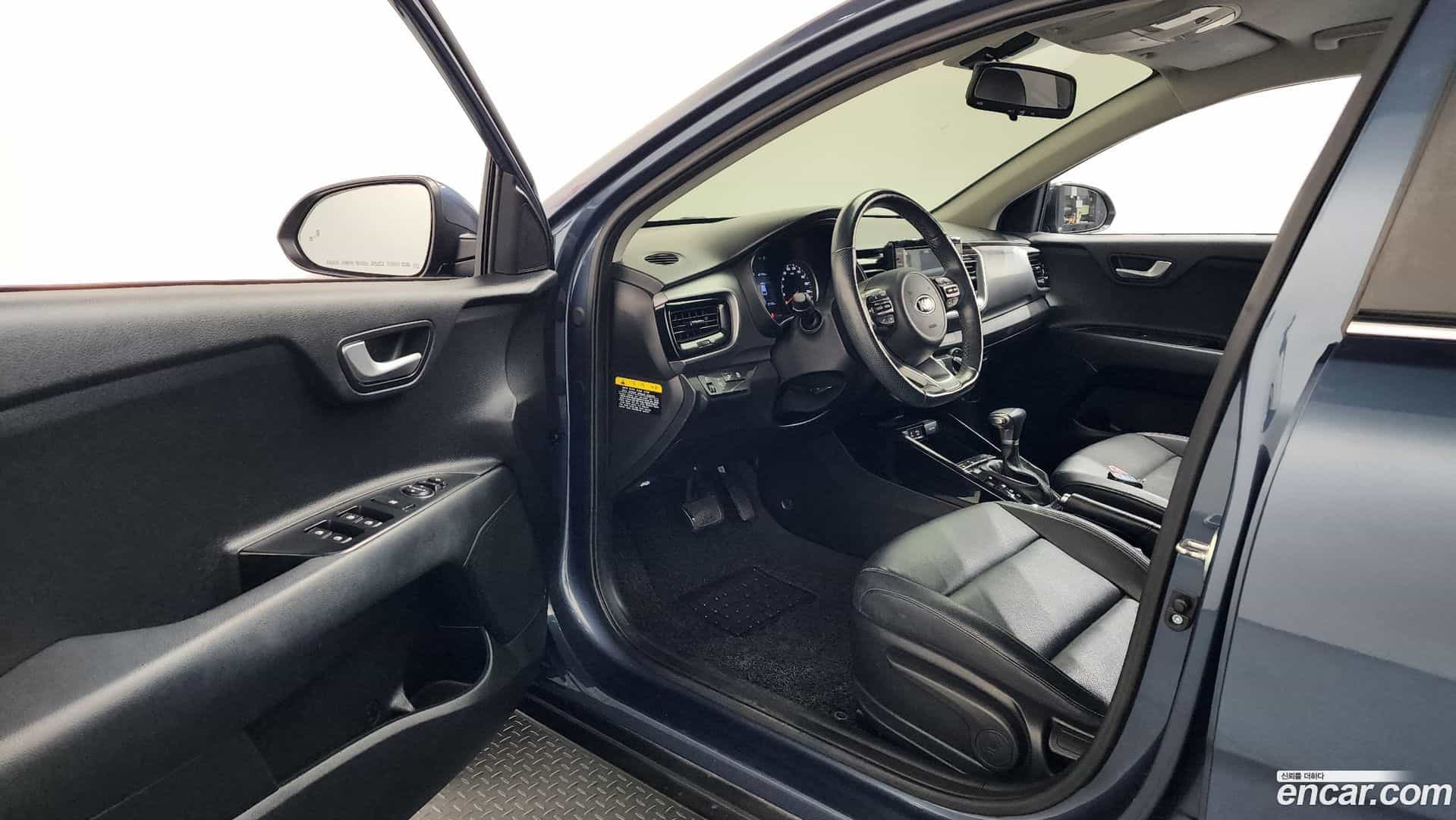 Stonic Kia 2018.0-INNER-010