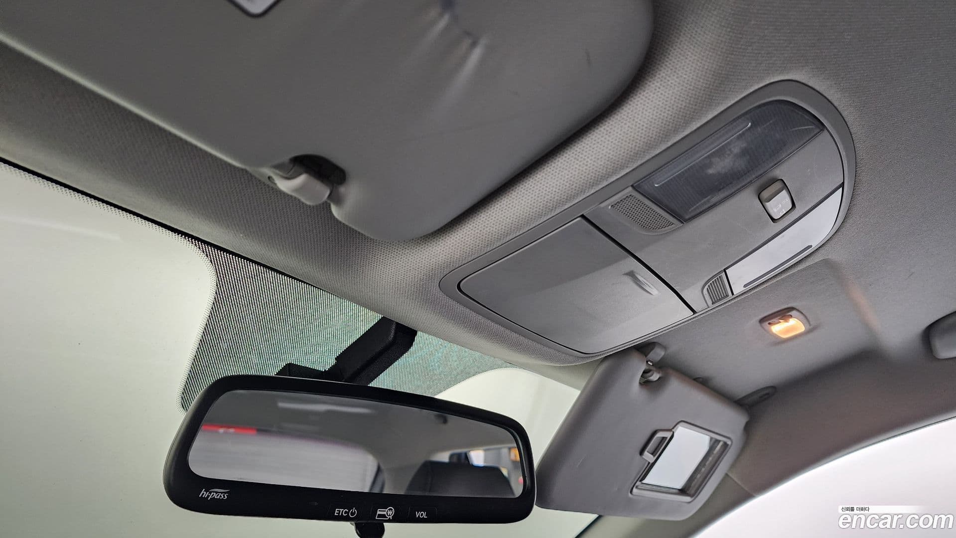 Main__Slider__Photo:Stonic Kia 2018.0-16