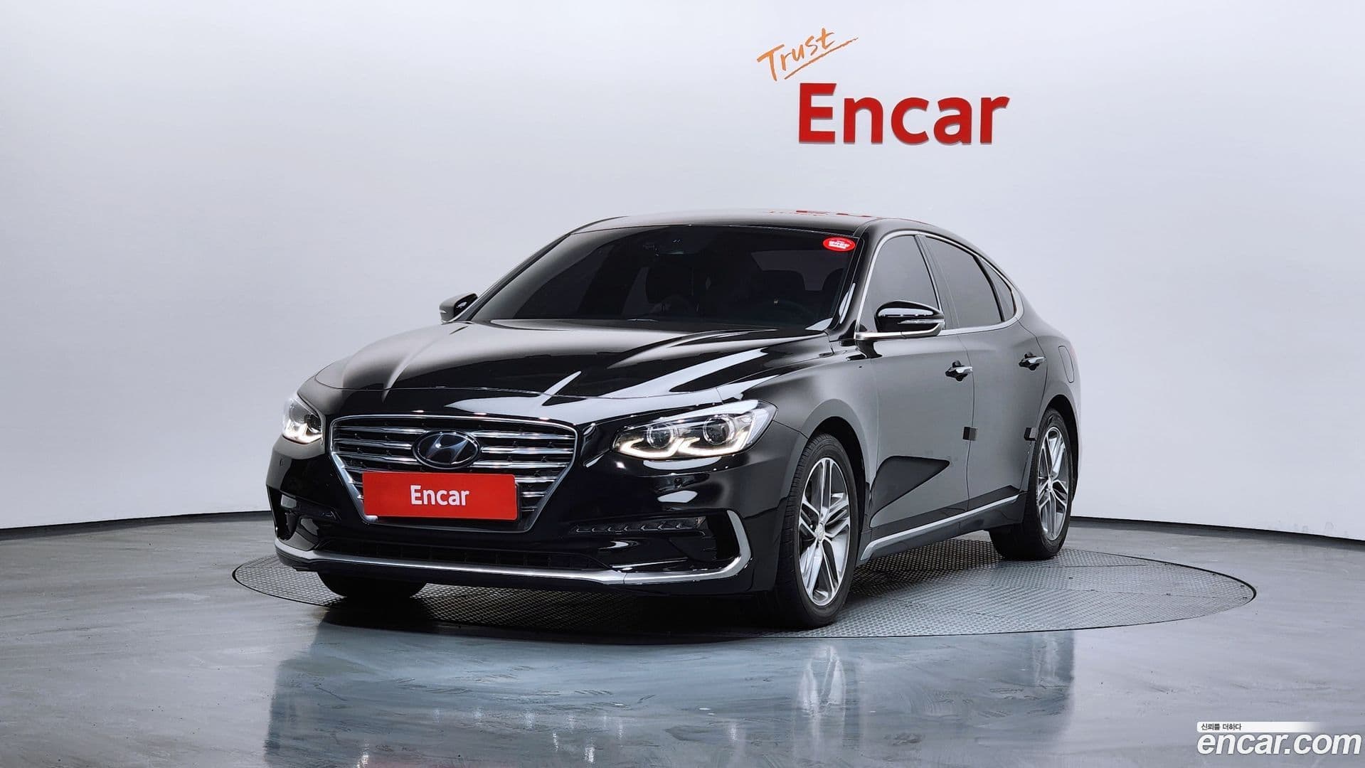 Main__Slider__Photo:Grandeur Hyundai 2017.5-0