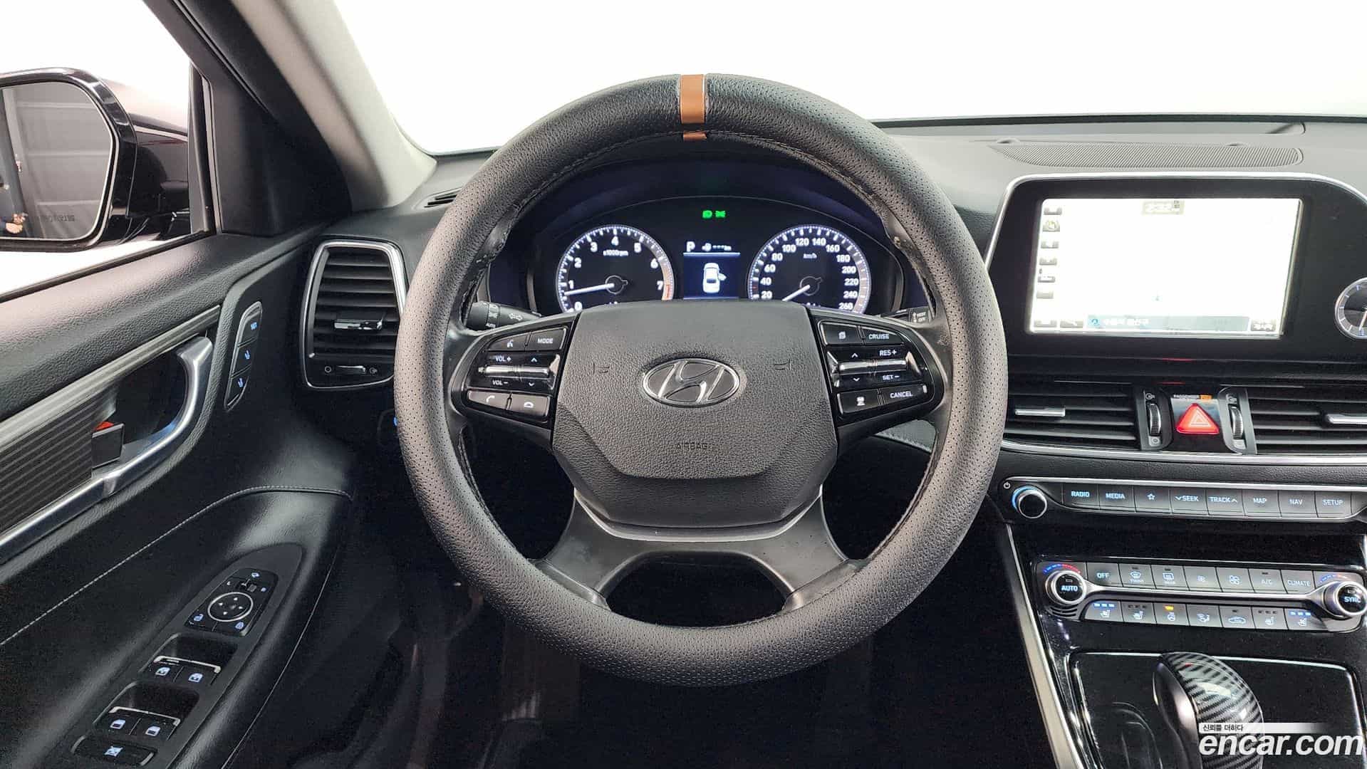 Grandeur Hyundai 2017.5-OPTION-017