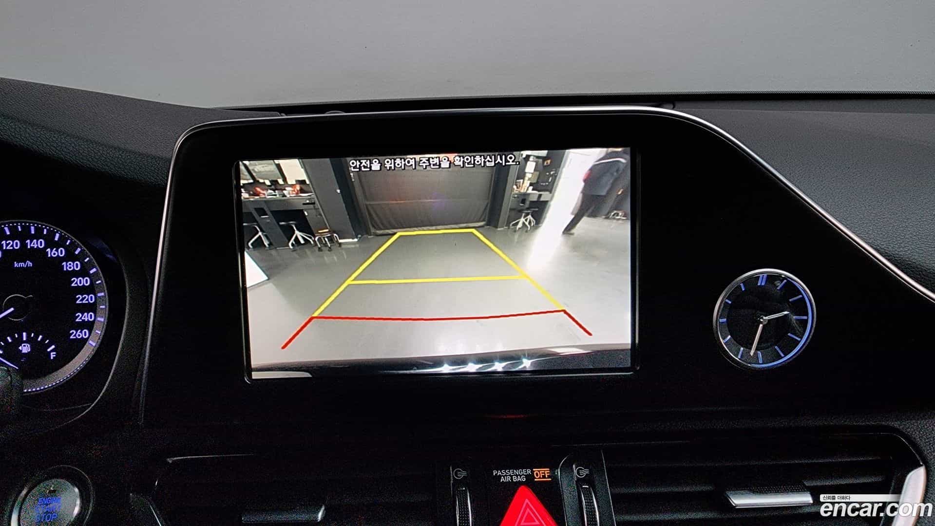 Grandeur Hyundai 2017.5-OPTION-019