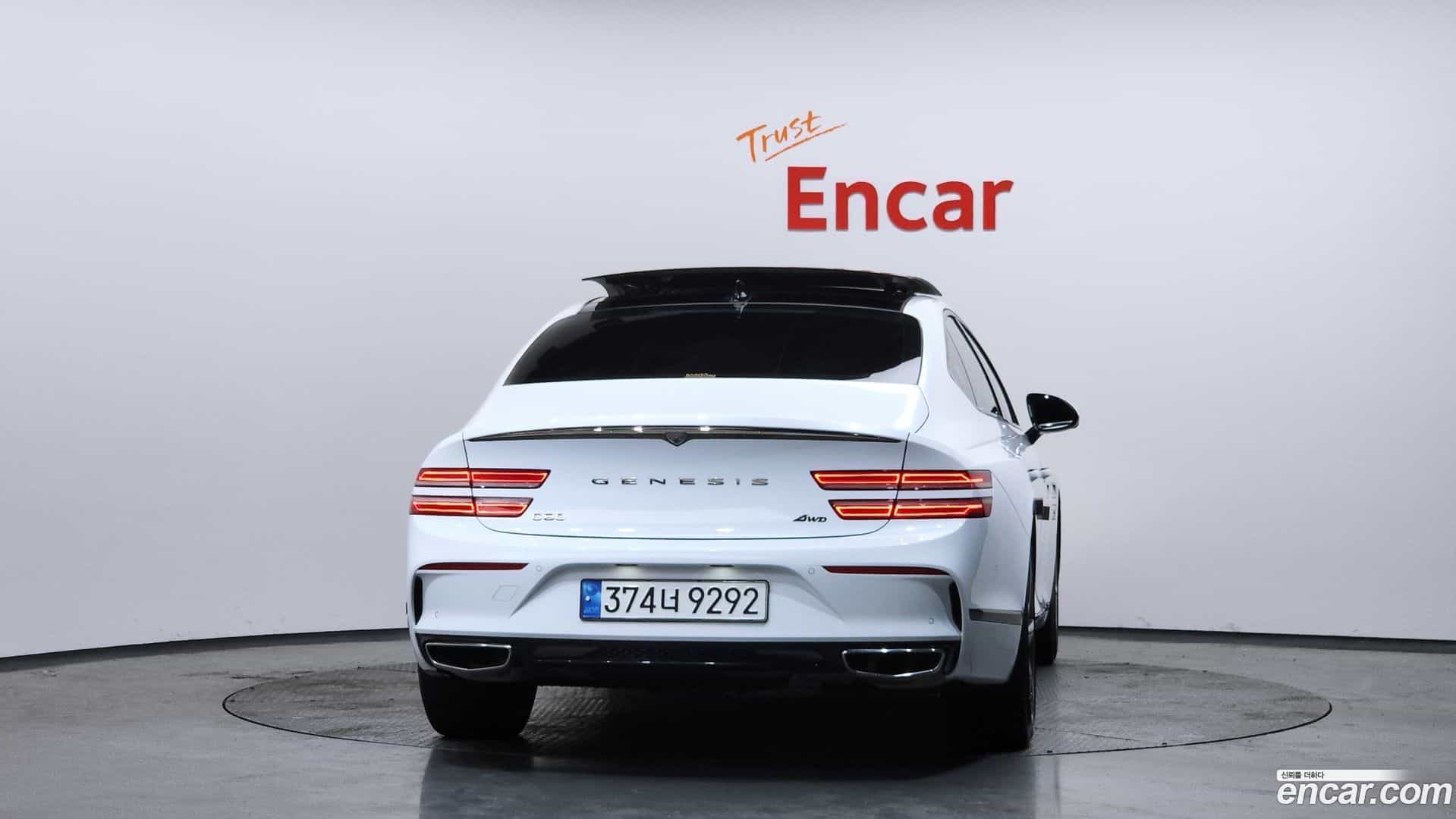 G80 Genesis 2022.11-OUTER-004