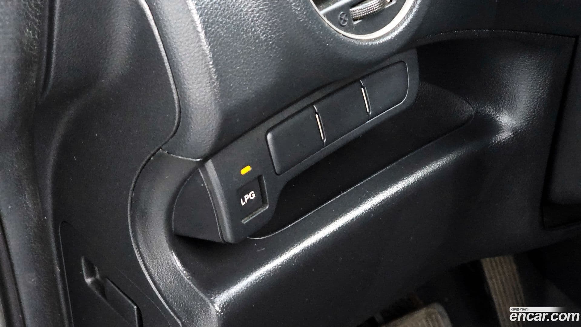 Main__Slider__Photo:Carens Kia 2009.1-13