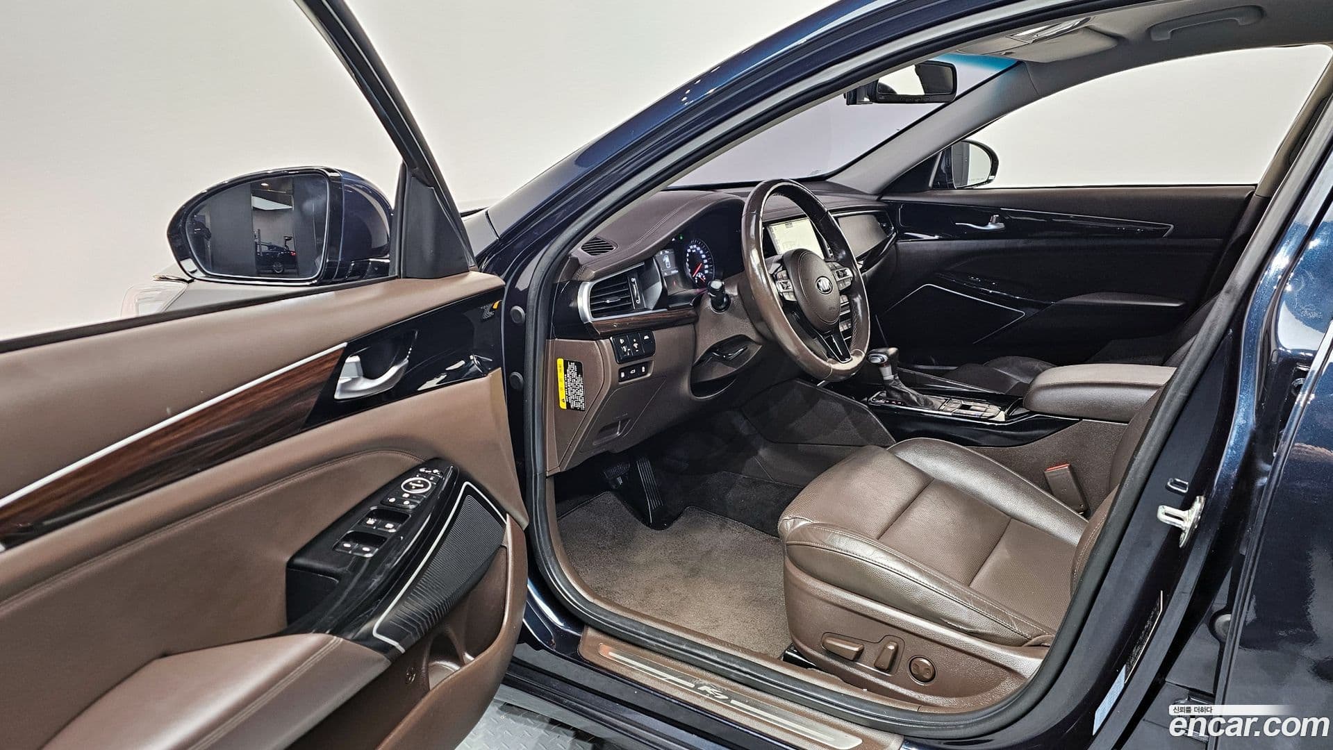 Main__Slider__Photo:K7 Kia 2018.3-10