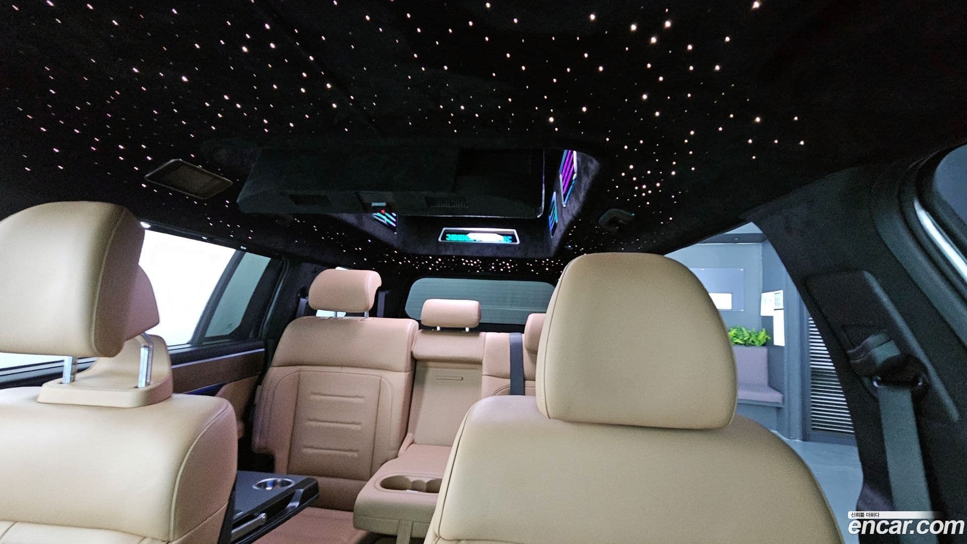 Main__Slider__Photo:Santafe Hyundai 2024.2-11