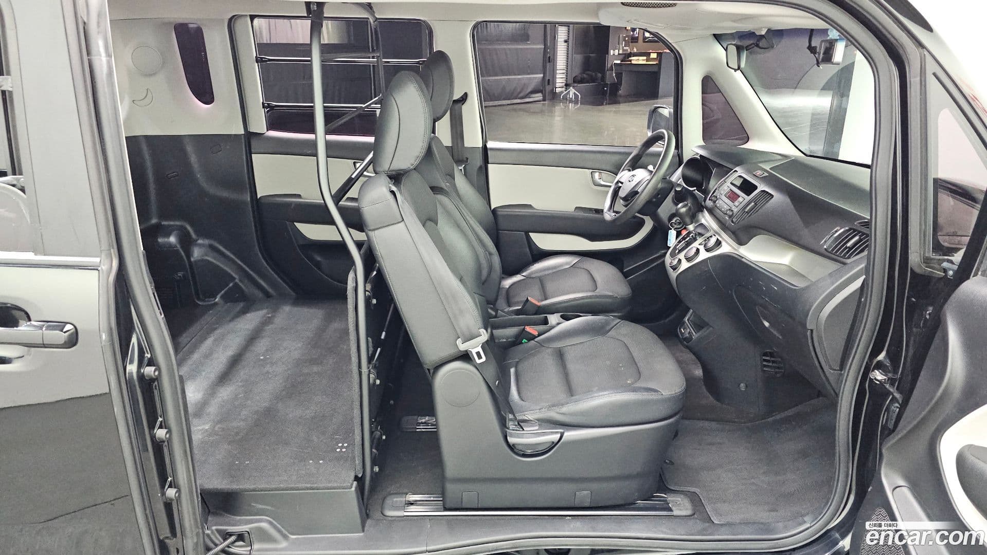 Main__Slider__Photo:RAY Kia 2017.9-11