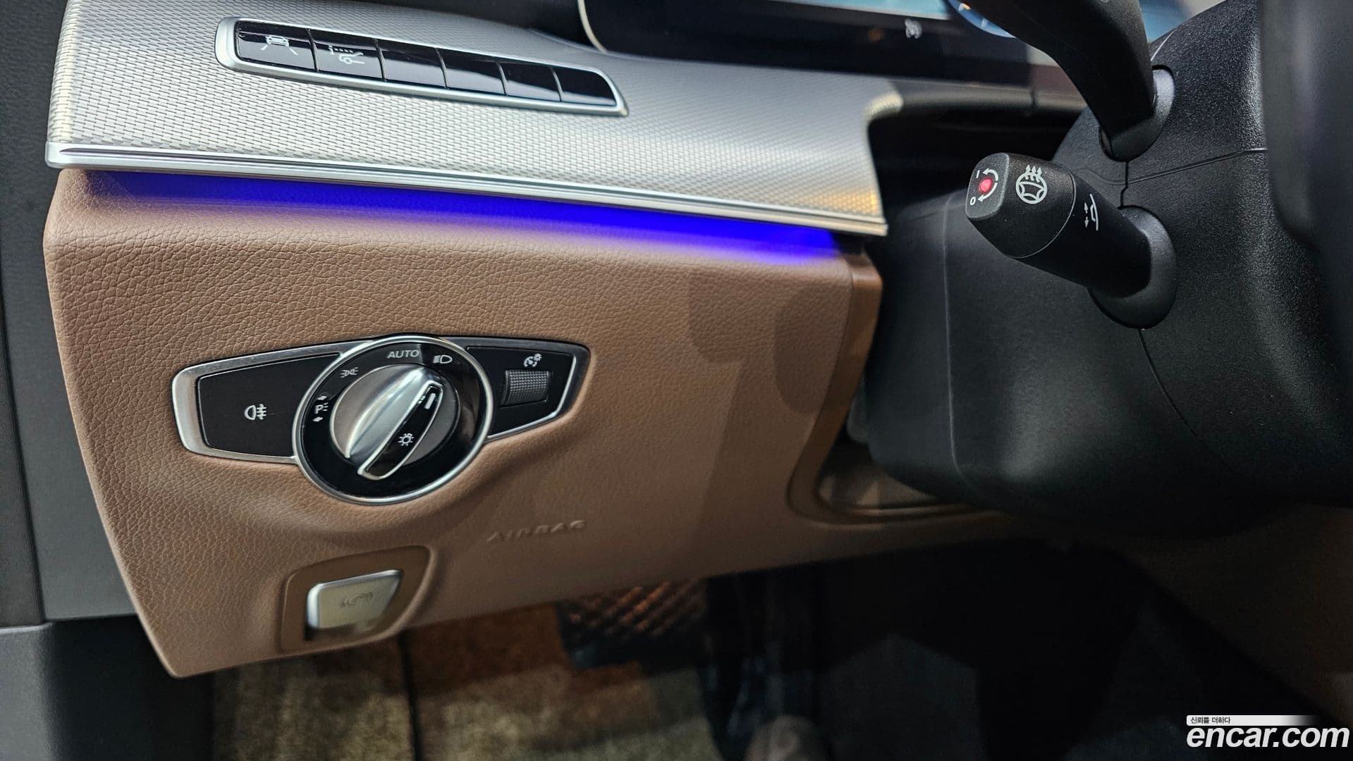 Main__Slider__Photo:E-Class Mercedes-Benz 2018.10-16