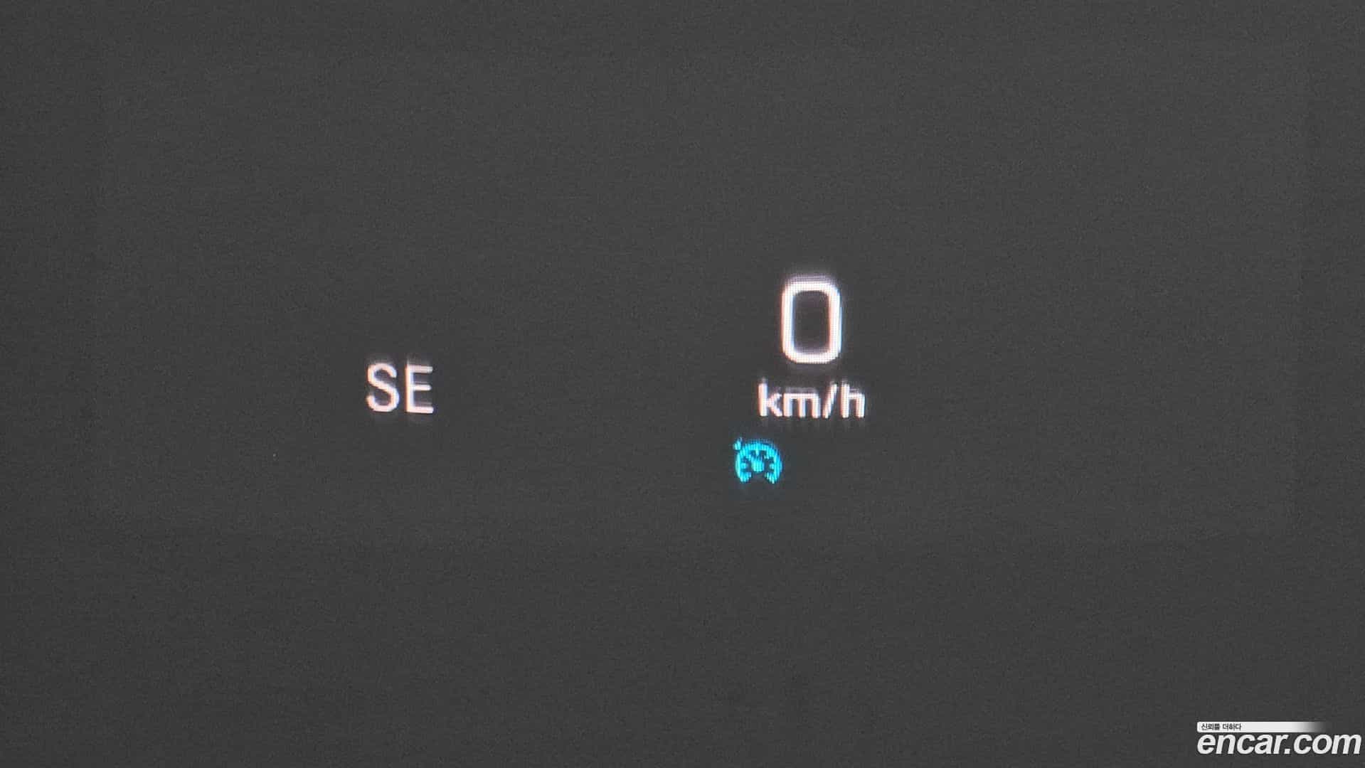 E-Class Mercedes-Benz 2018.10-OPTION-022