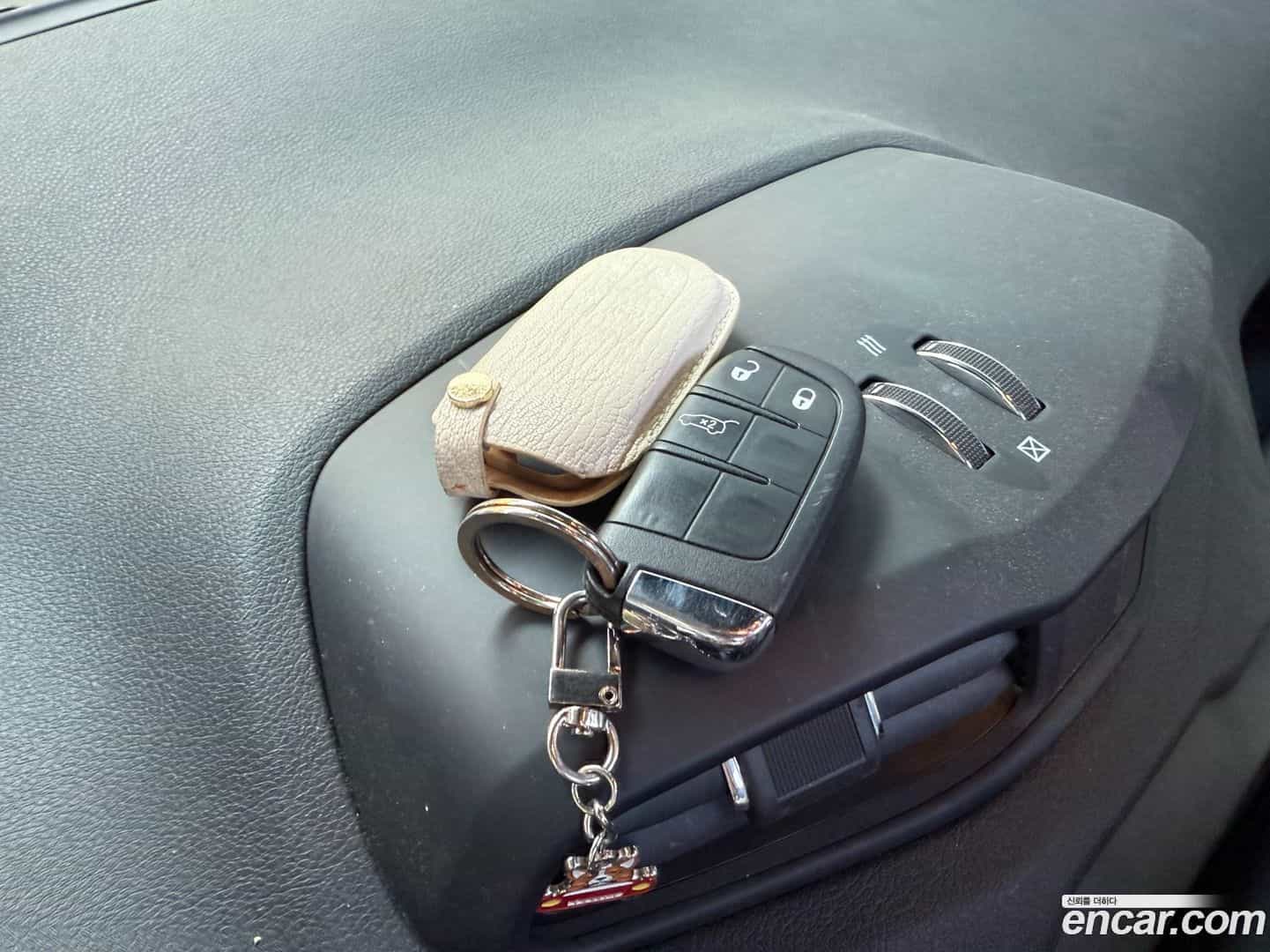 Renegade Jeep 2020.0-OPTION-018