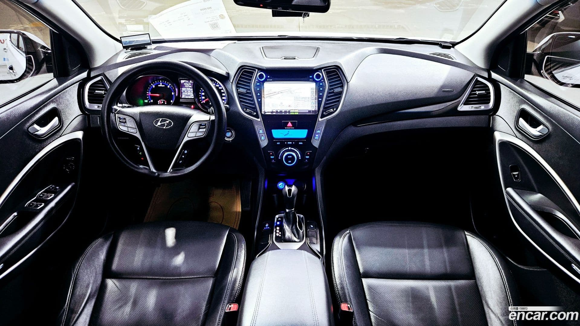 Main__Slider__Photo:Santafe Hyundai 2014.0-16