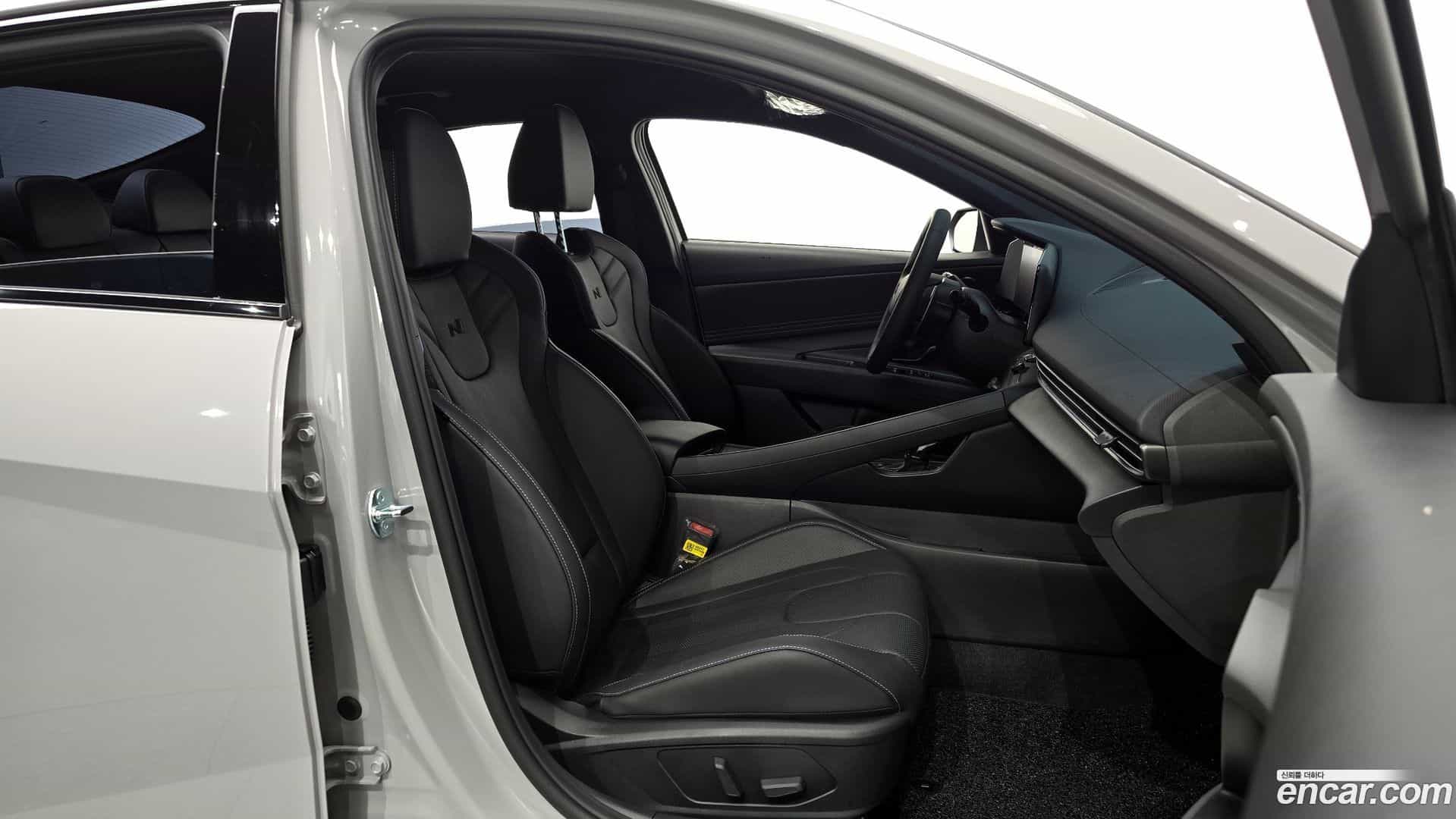 AVANTE Hyundai 2026.0-INNER-010