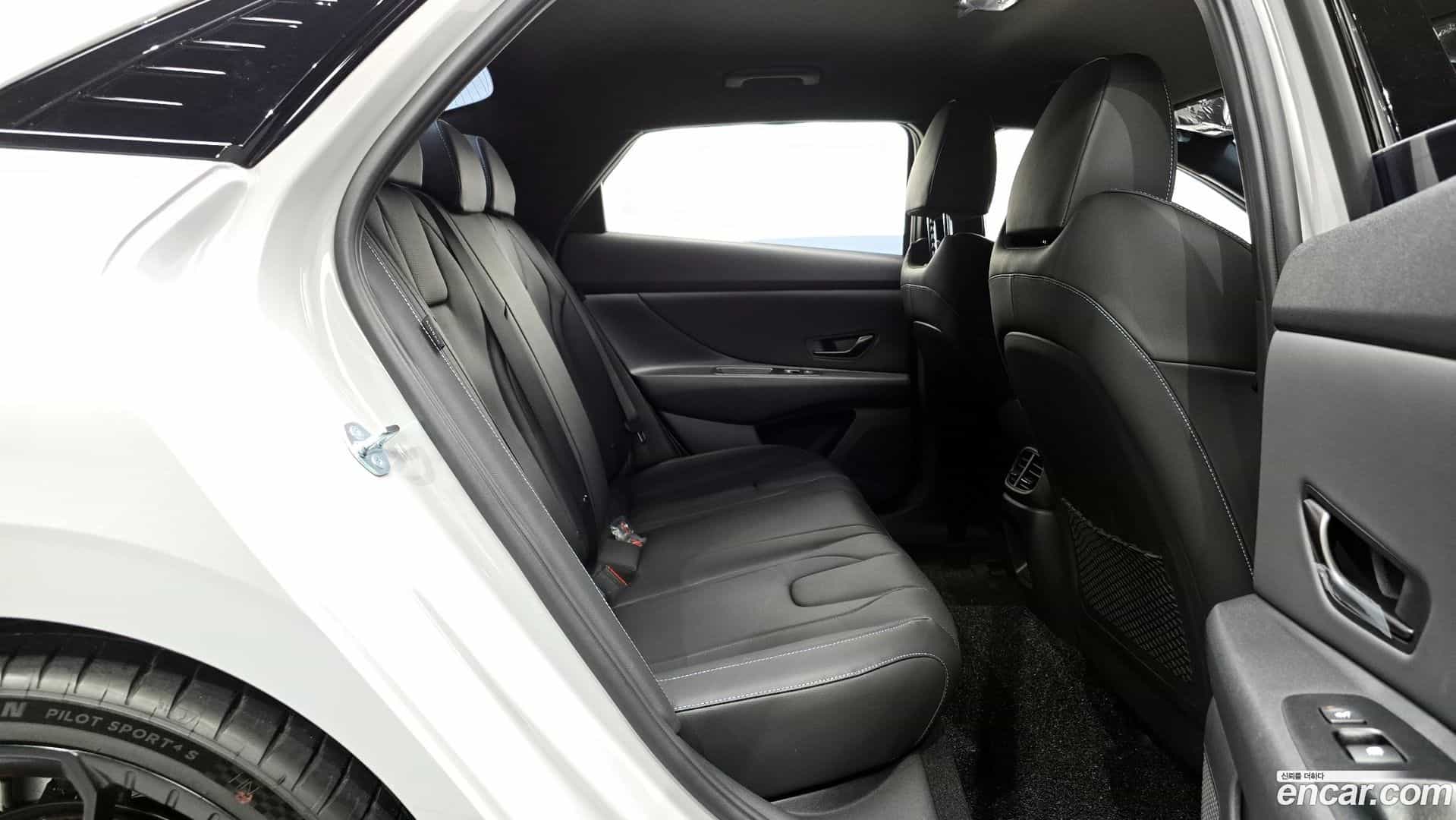 AVANTE Hyundai 2026.0-OPTION-016