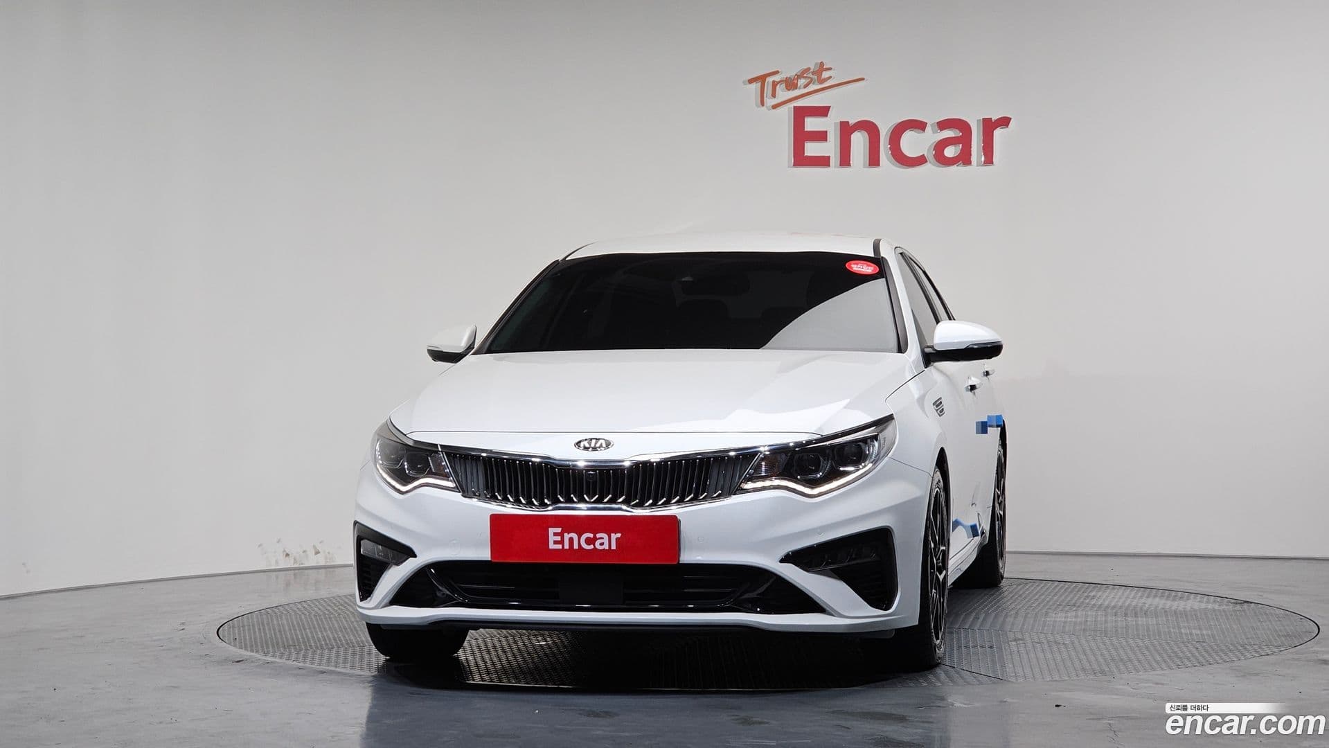 Main__Slider__Photo:K5 Kia 2019.6-2