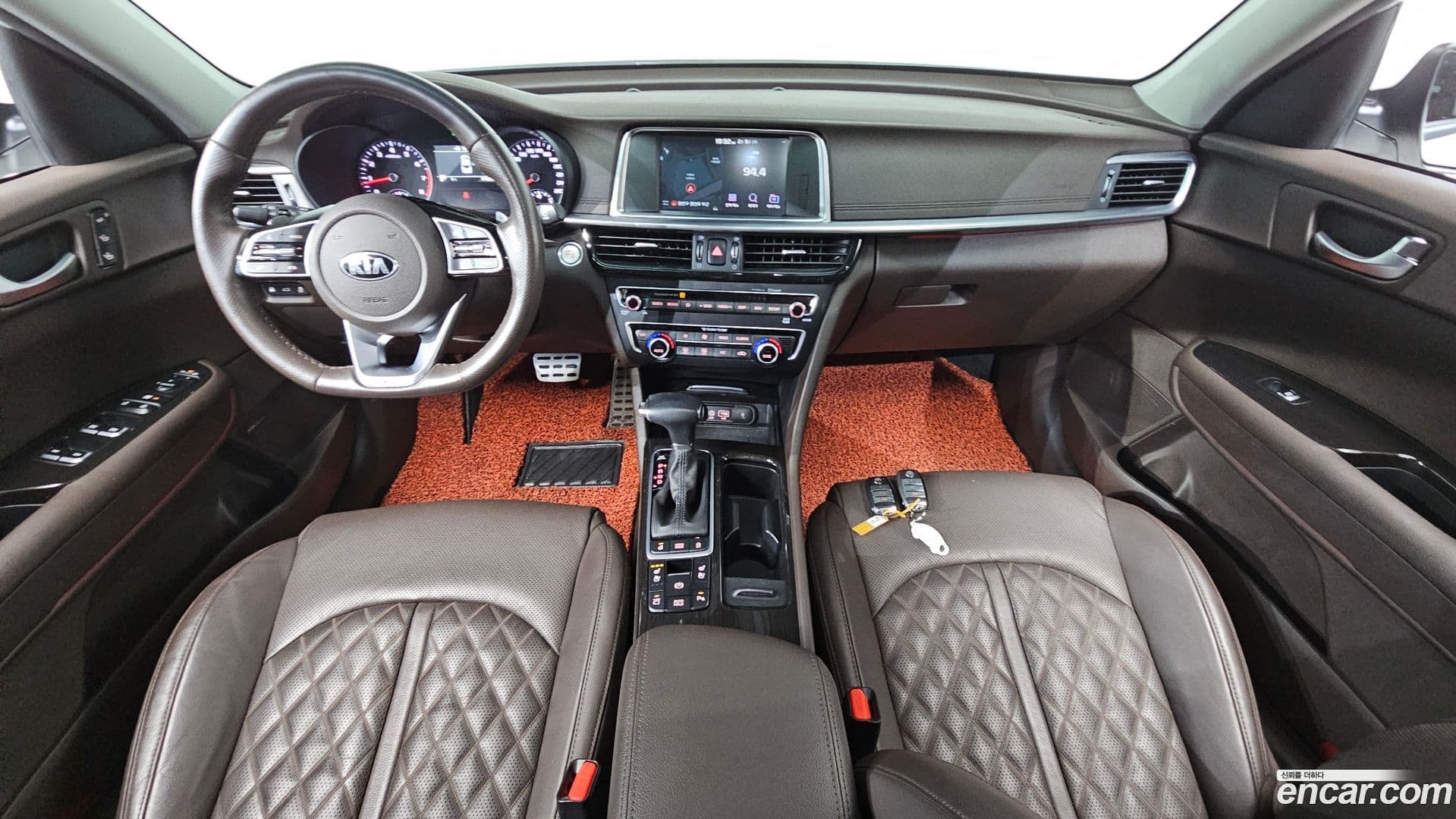 Main__Slider__Photo:K5 Kia 2019.6-6