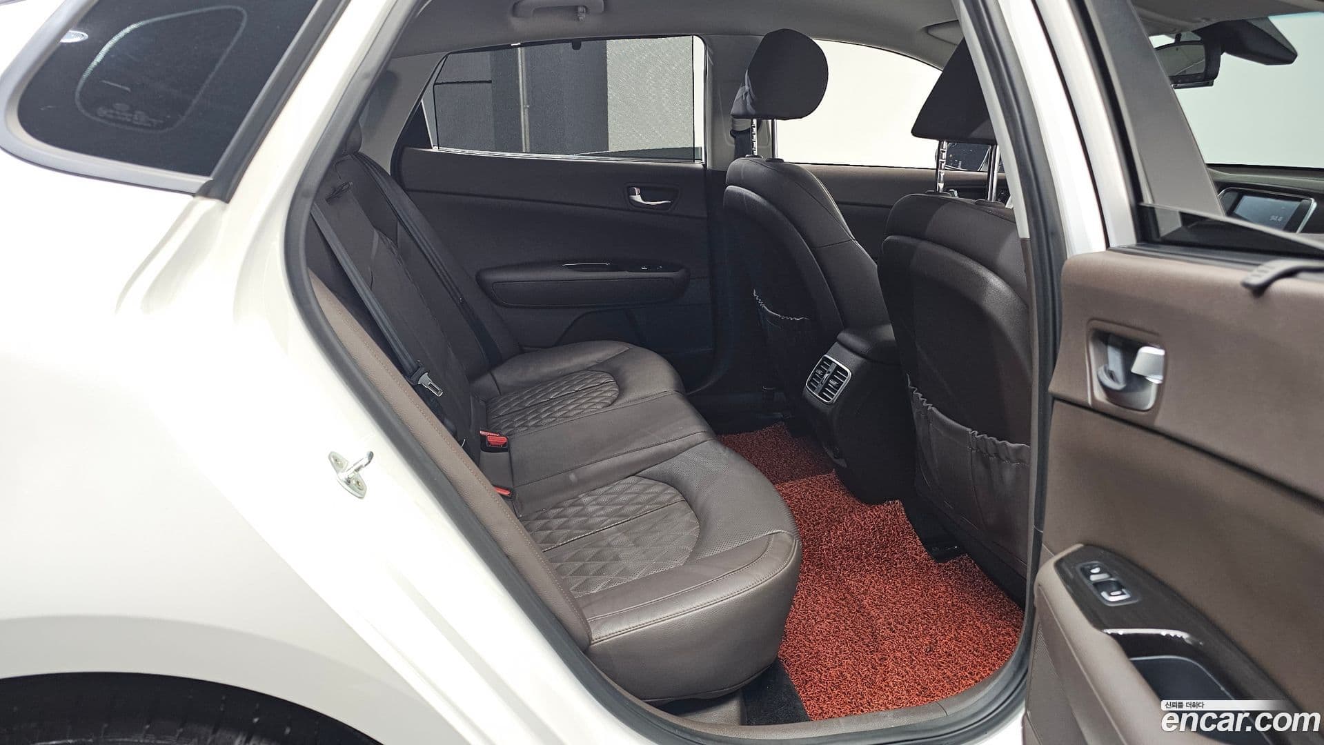 Main__Slider__Photo:K5 Kia 2019.6-11