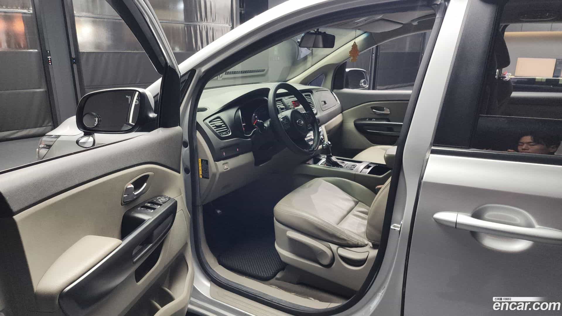 Canival Kia 2014.7-INNER-010