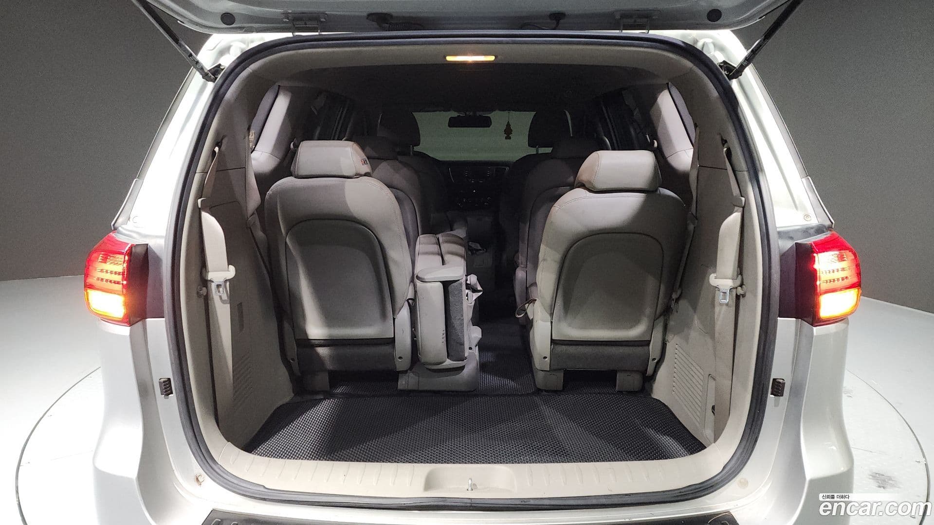 Main__Slider__Photo:Canival Kia 2014.7-19